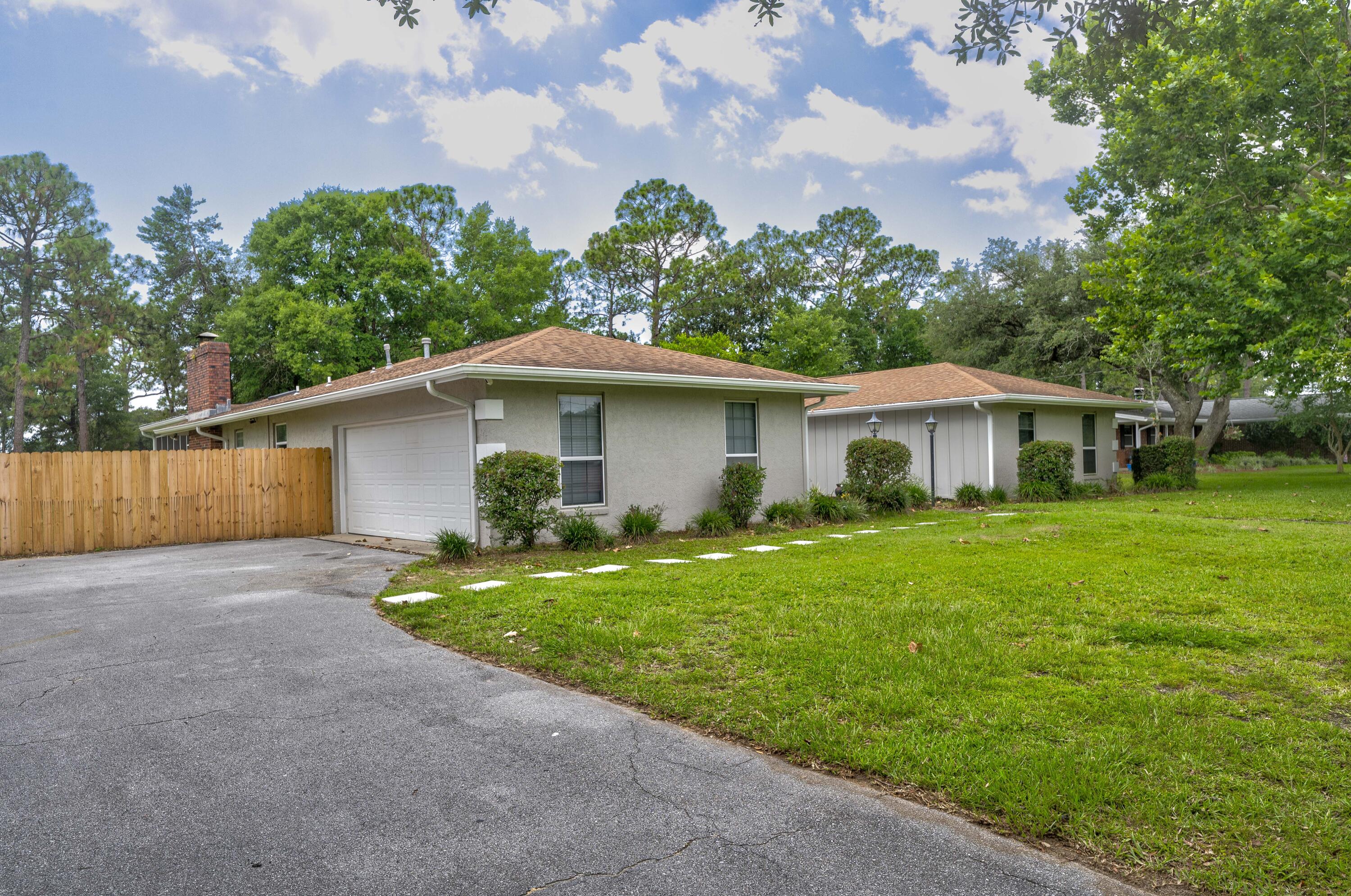 LONGWOOD - Residential