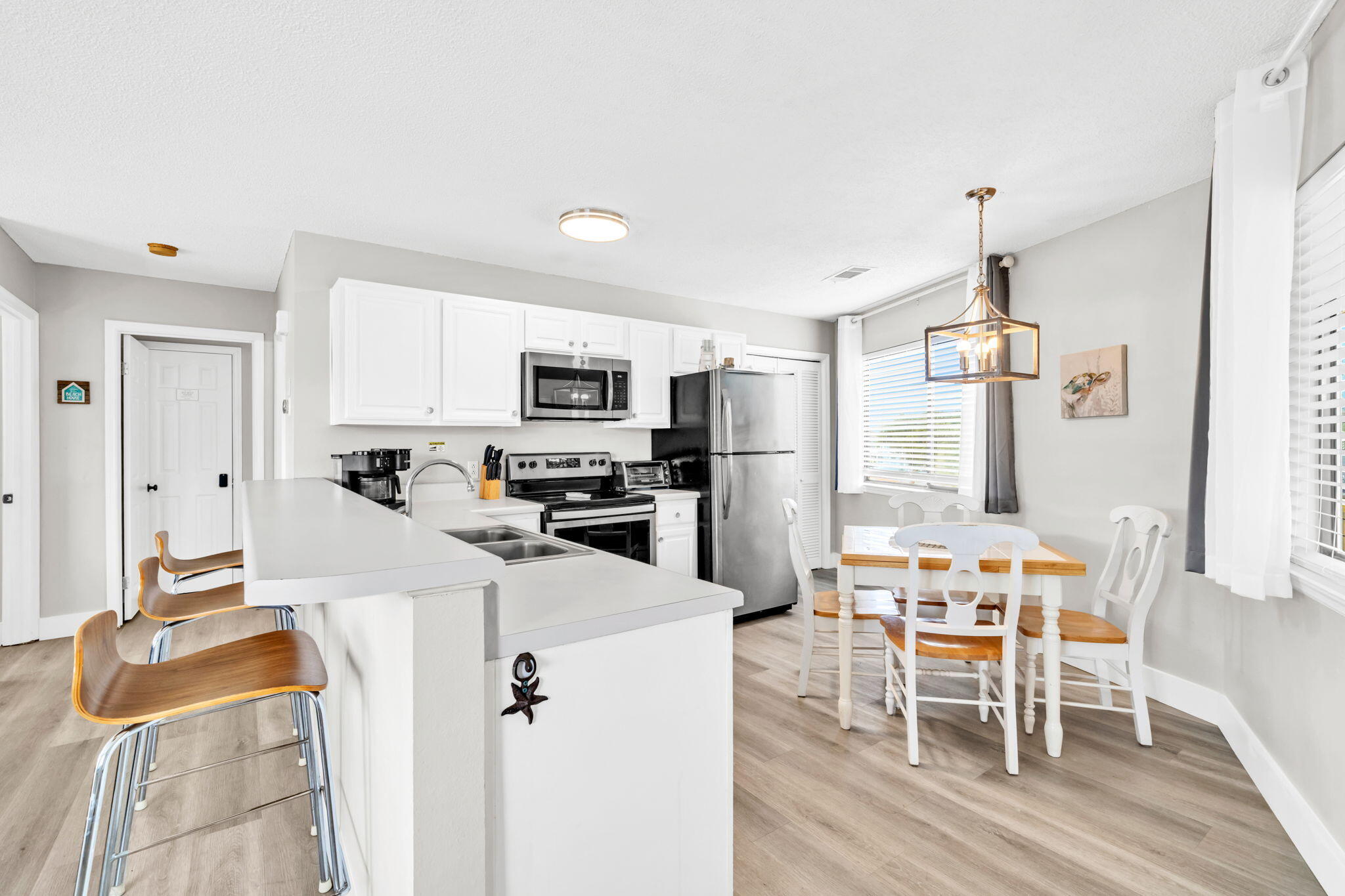CRYSTAL VILLAGE 2 CONDO PH 4 - Residential