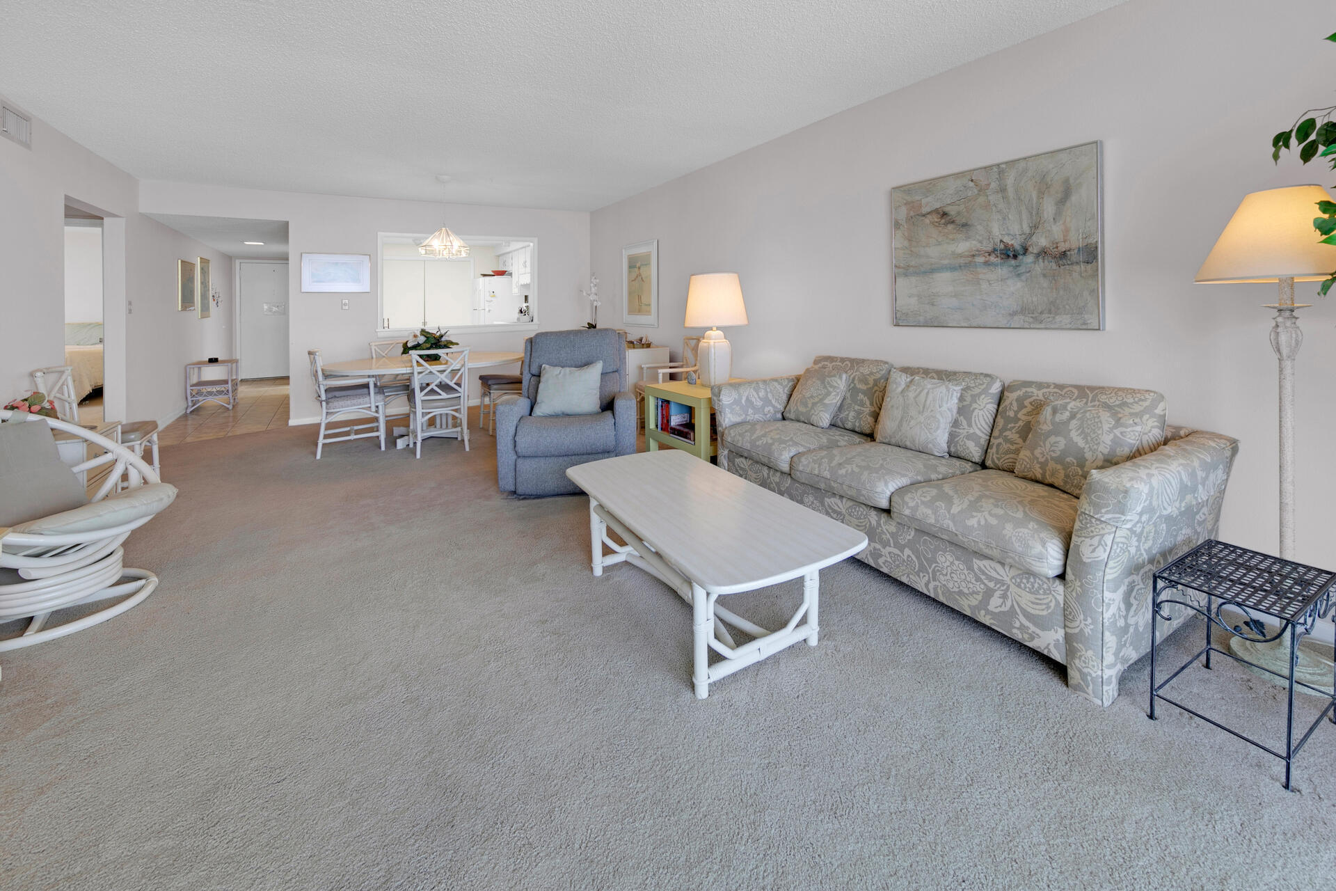 SHORELINE TOWERS 3 - Residential