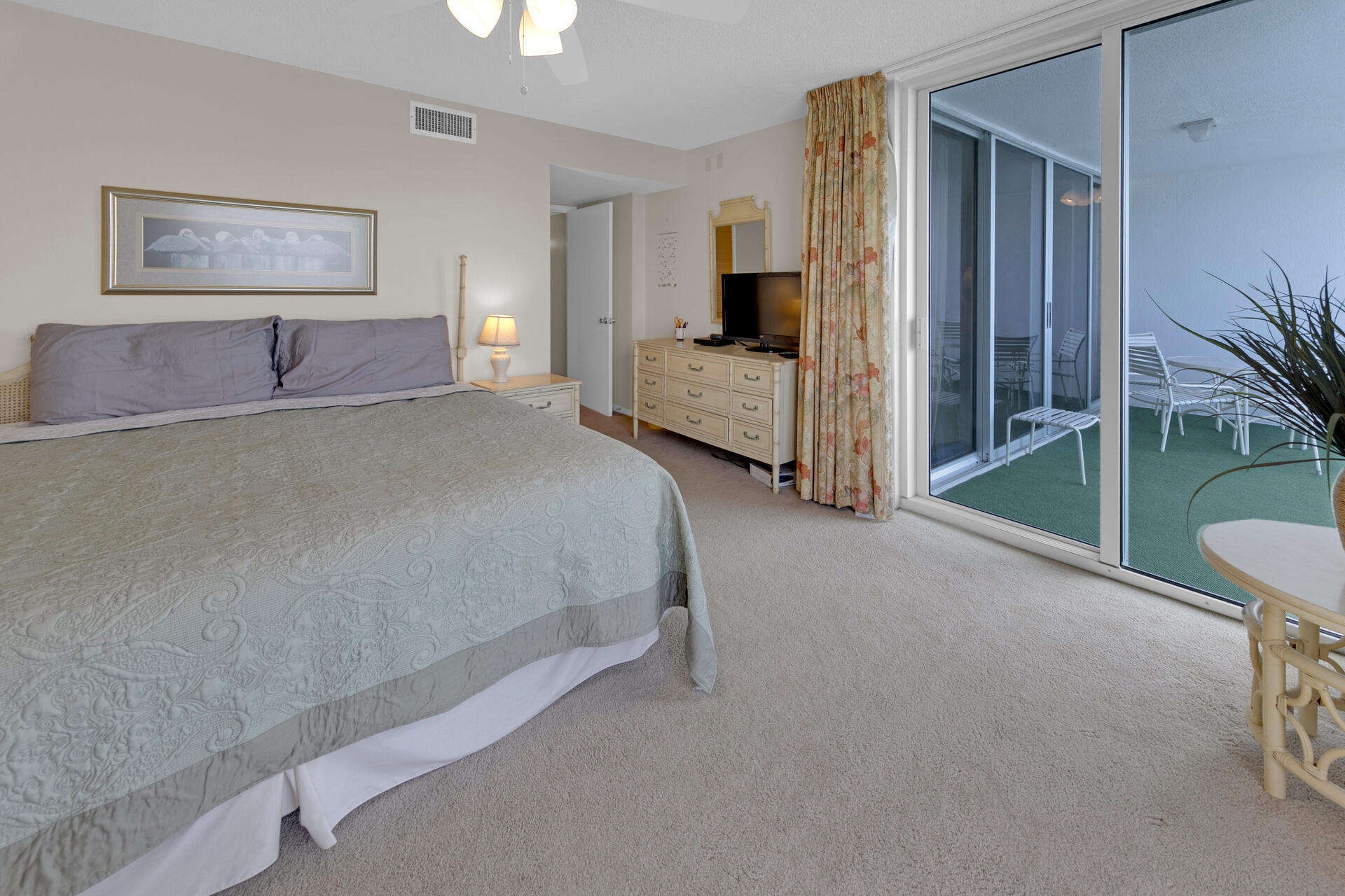 SHORELINE TOWERS 3 - Residential