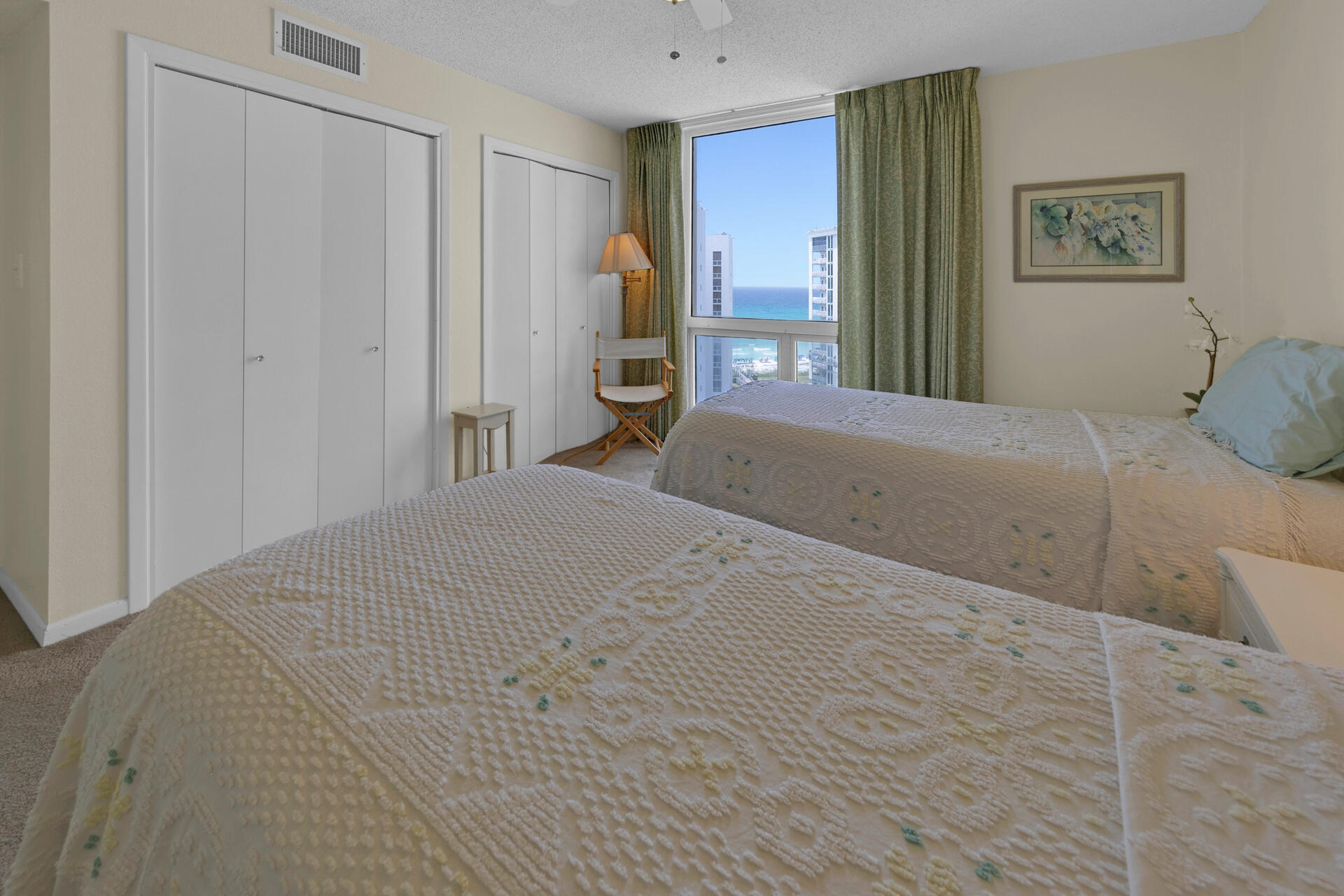 SHORELINE TOWERS 3 - Residential