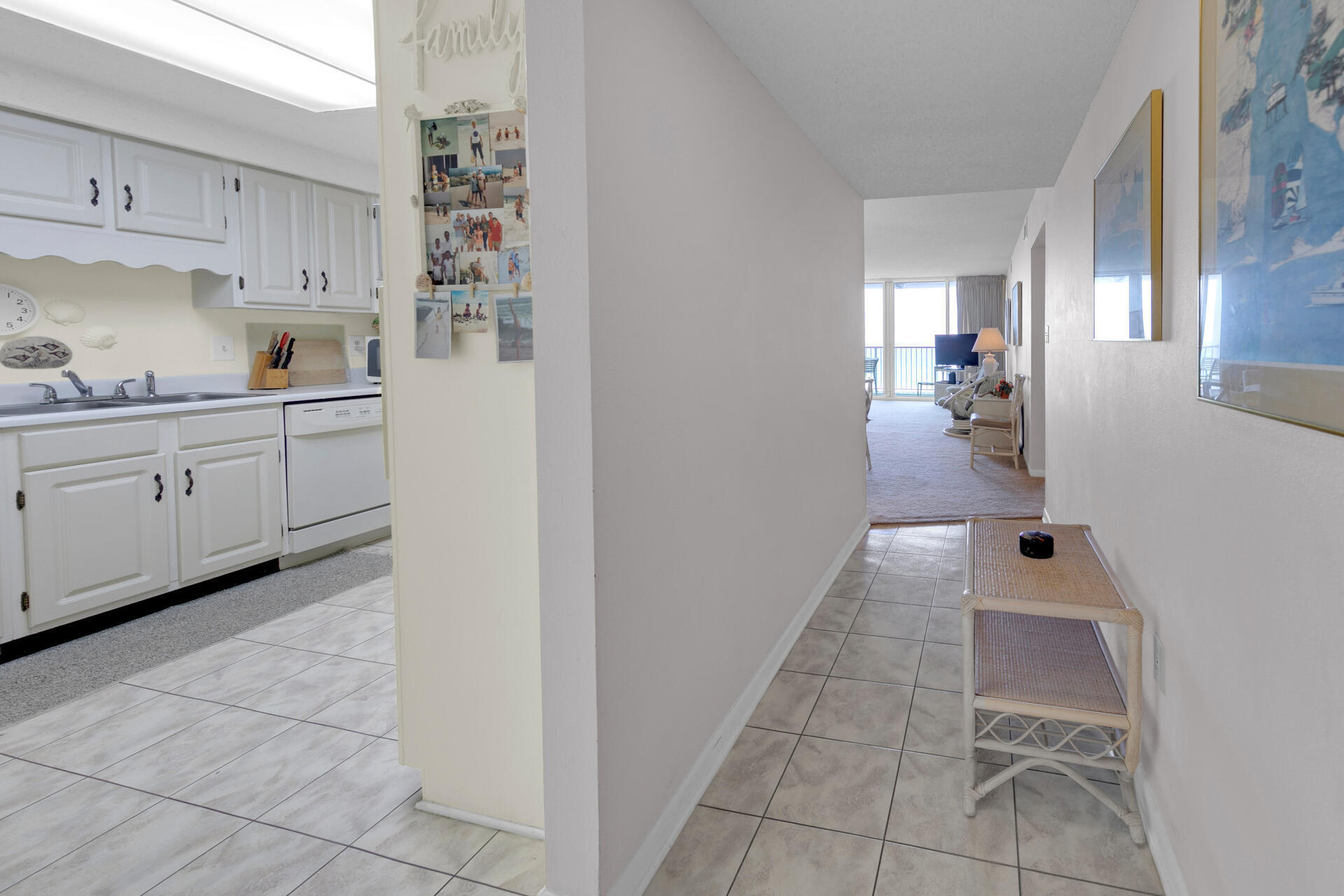 SHORELINE TOWERS 3 - Residential