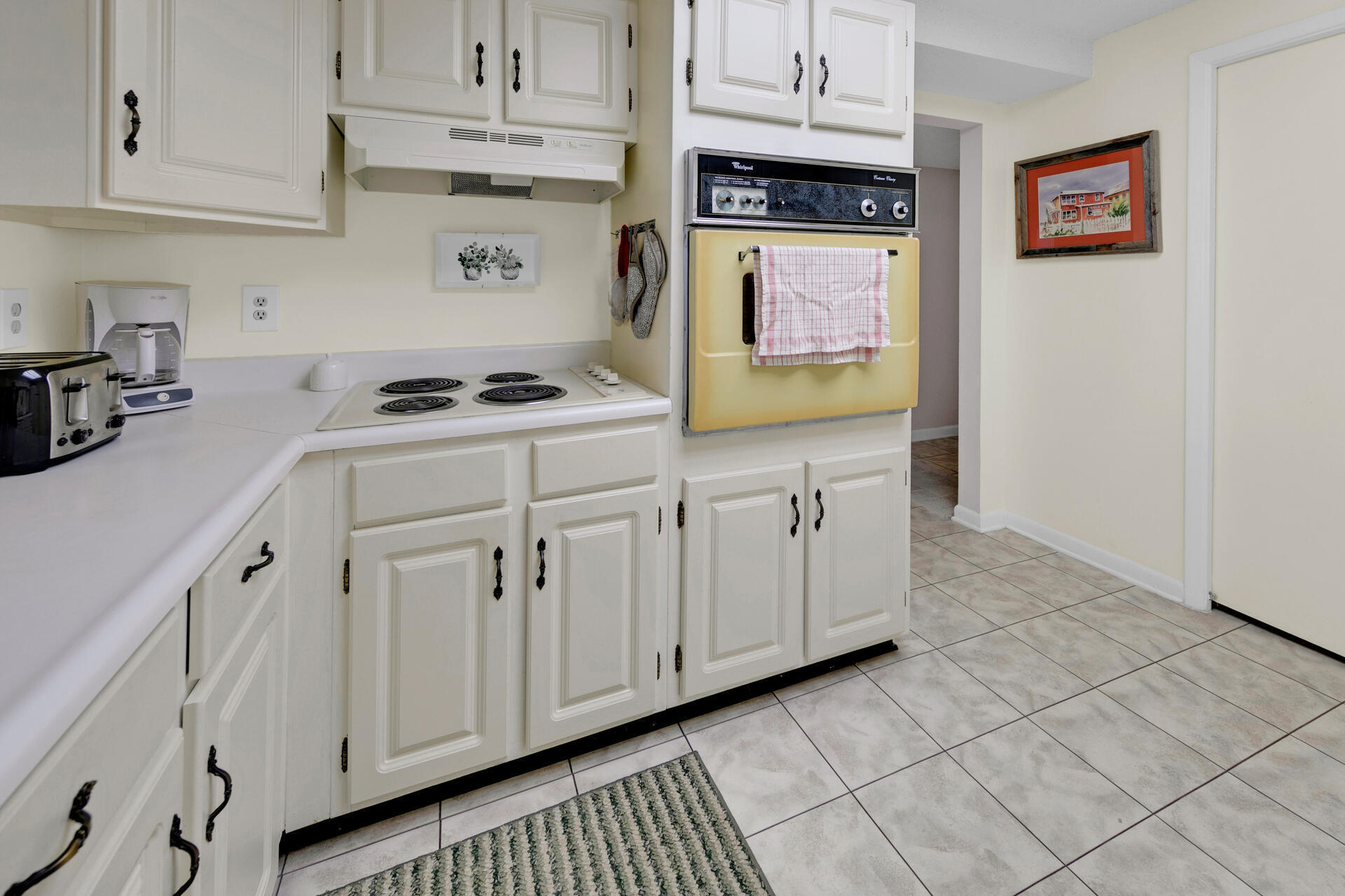 SHORELINE TOWERS 3 - Residential