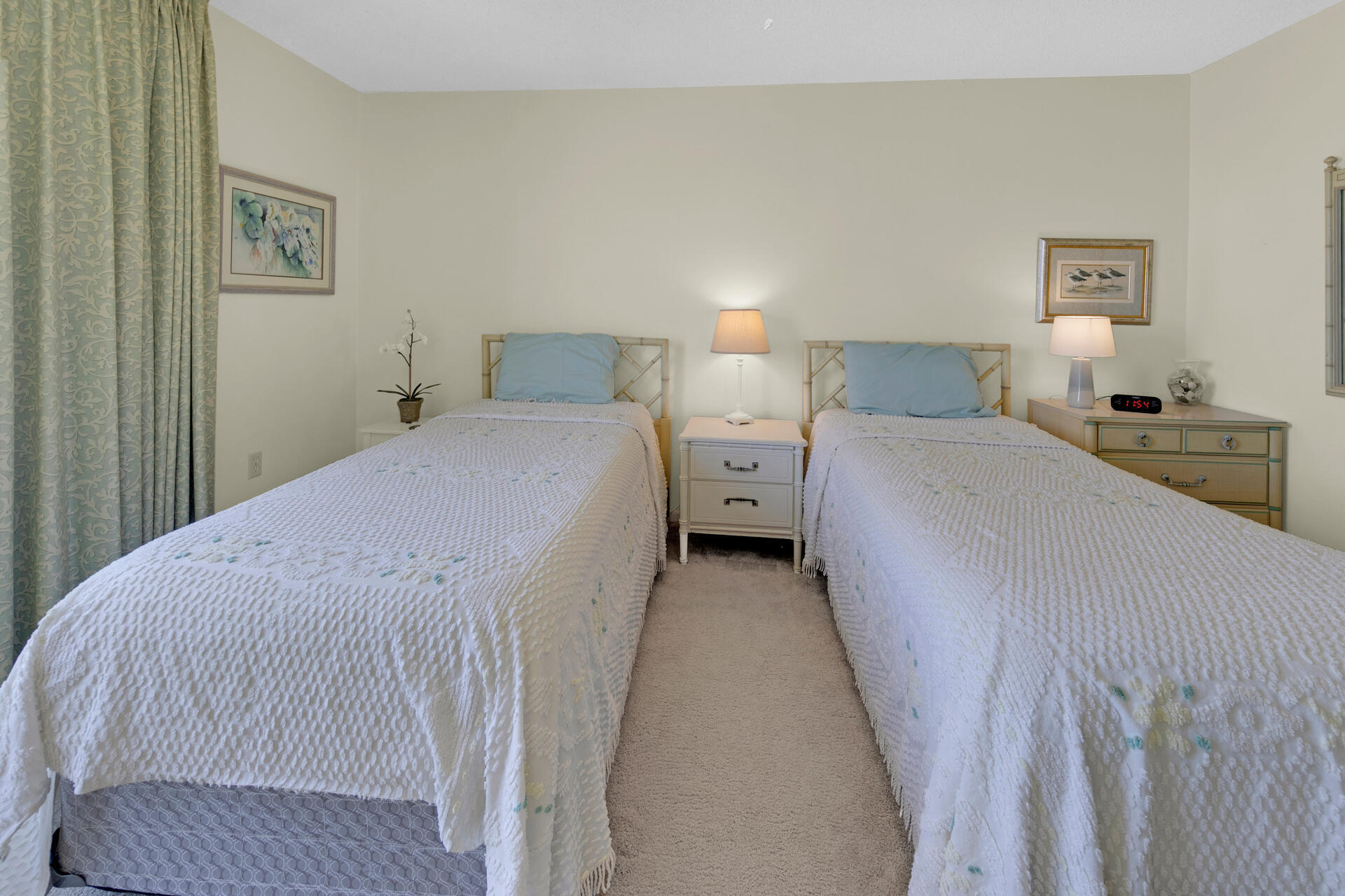 SHORELINE TOWERS 3 - Residential