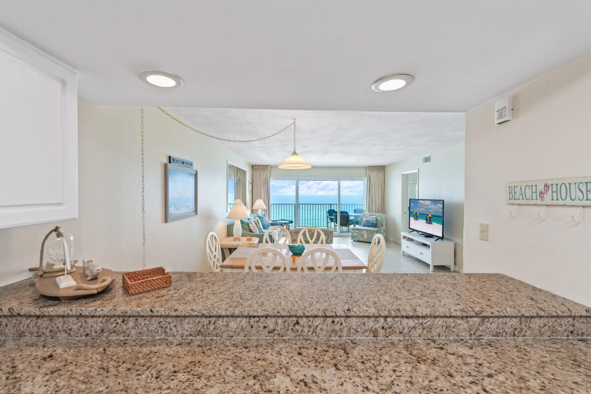 BEACH HOUSE CONDO PH 1 - Residential