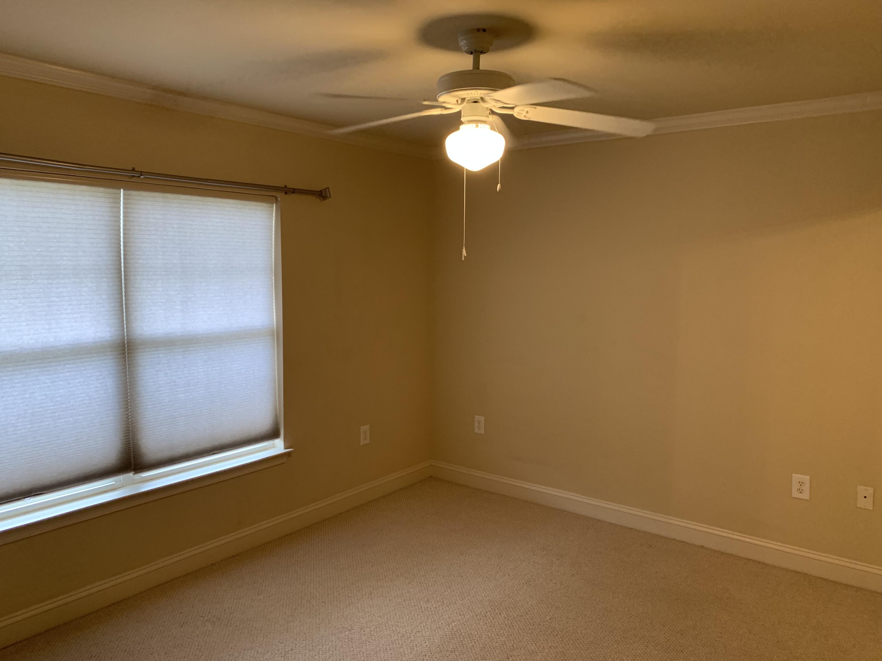 VERANDAS OF FREEPORT, THE - Residential Lease