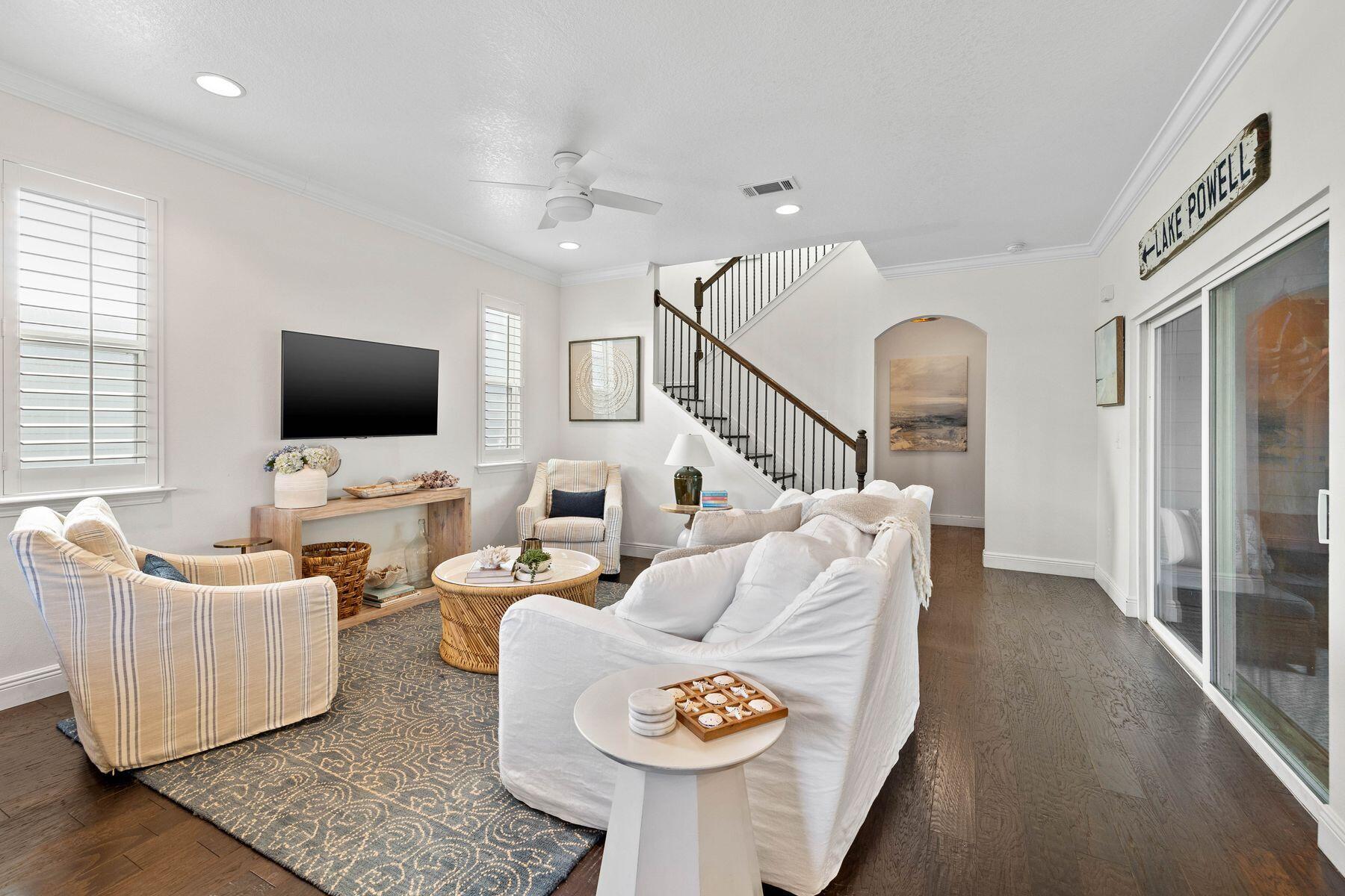 PINEWOOD PRESERVE - Residential