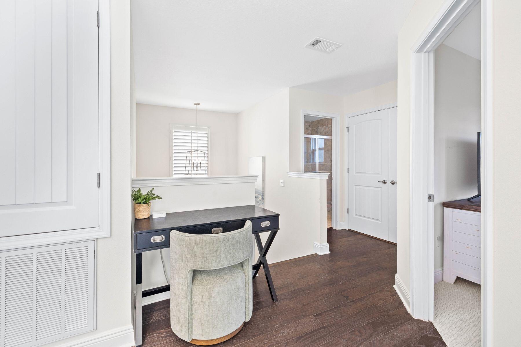 PINEWOOD PRESERVE - Residential