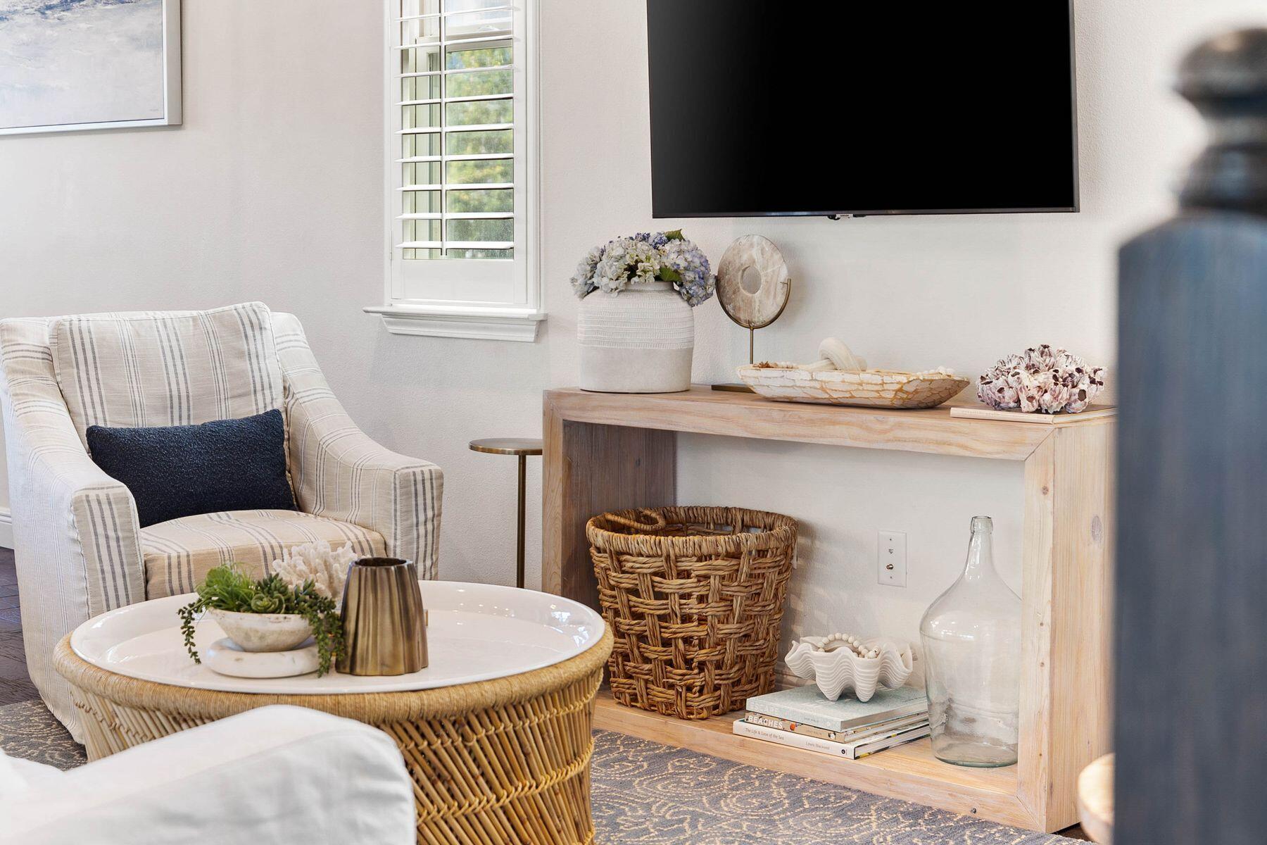 PINEWOOD PRESERVE - Residential