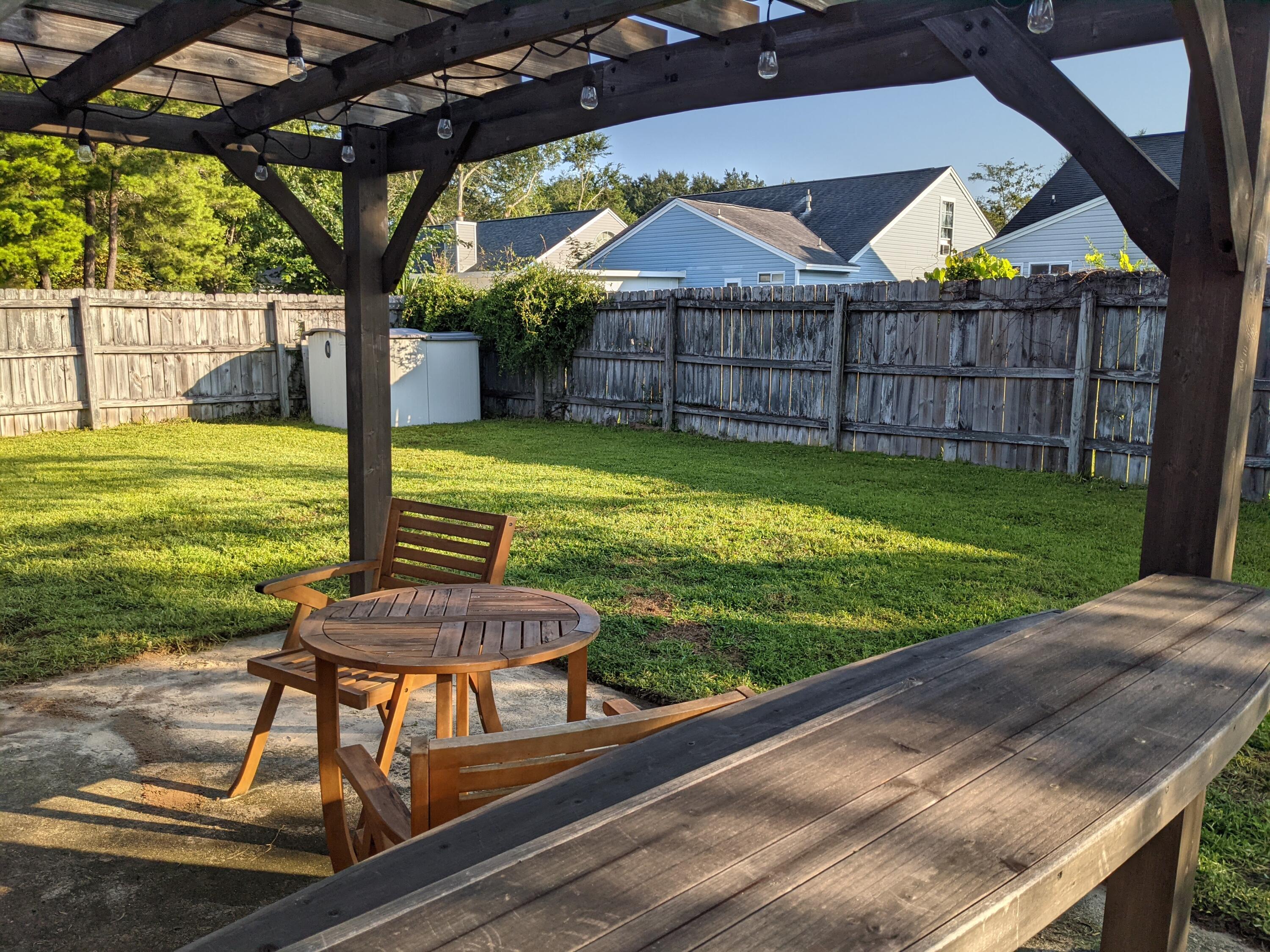 PARKWOOD SQUARE PH 2 - Residential
