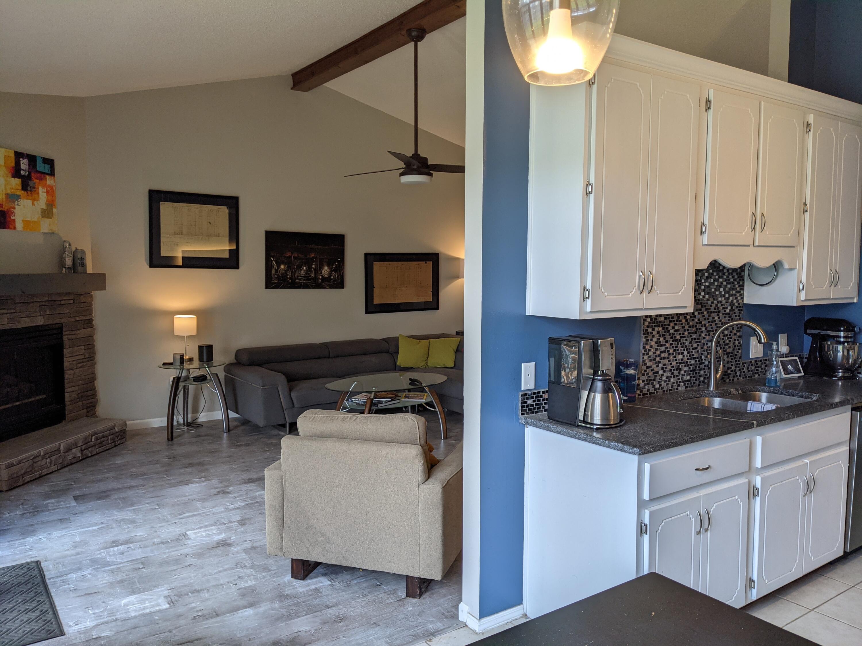 PARKWOOD SQUARE PH 2 - Residential