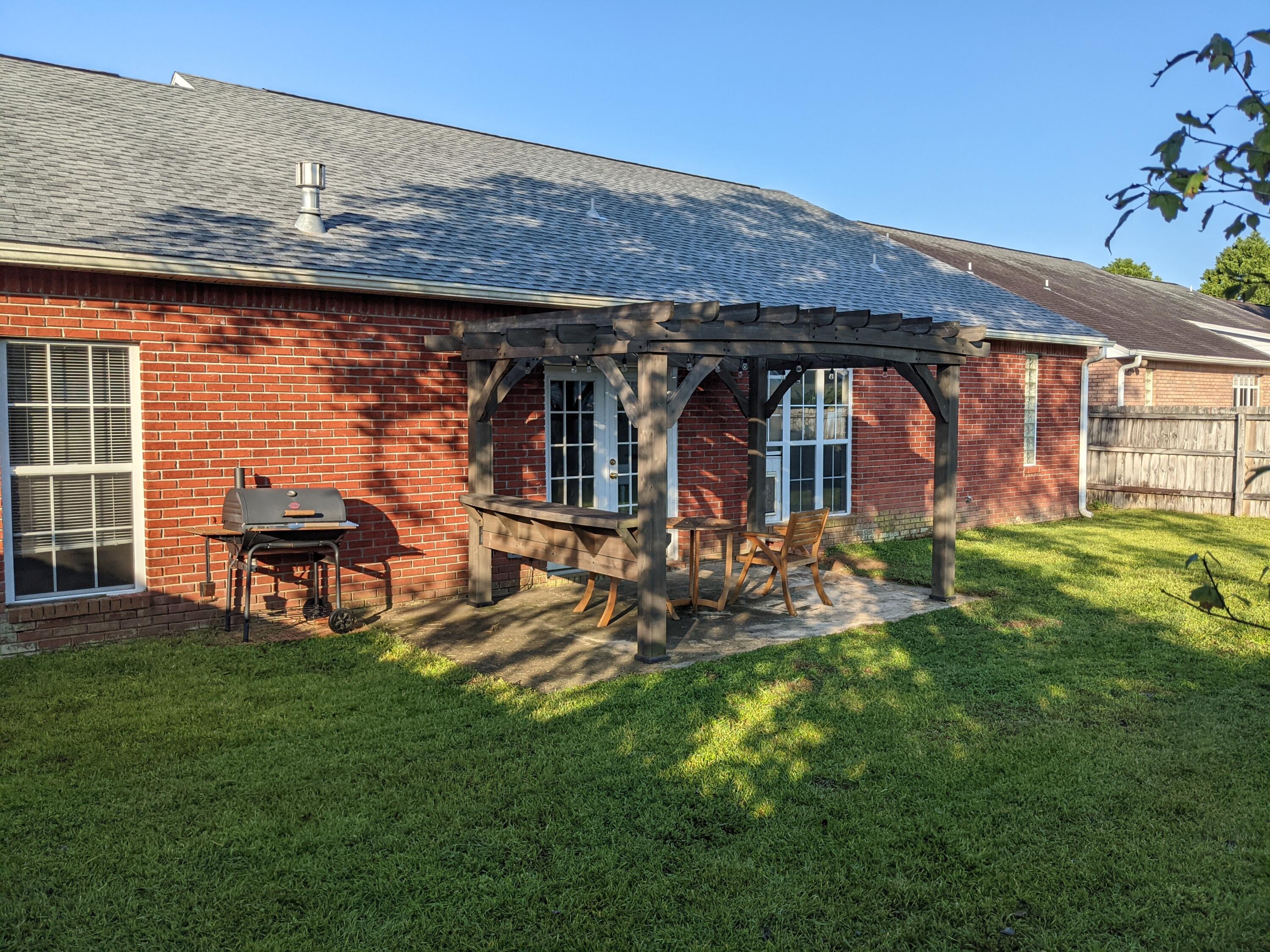 PARKWOOD SQUARE PH 2 - Residential