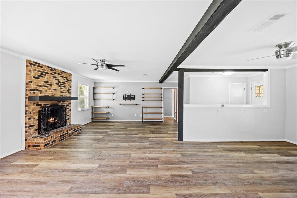 LAKE FRANCIS HOMES - Residential