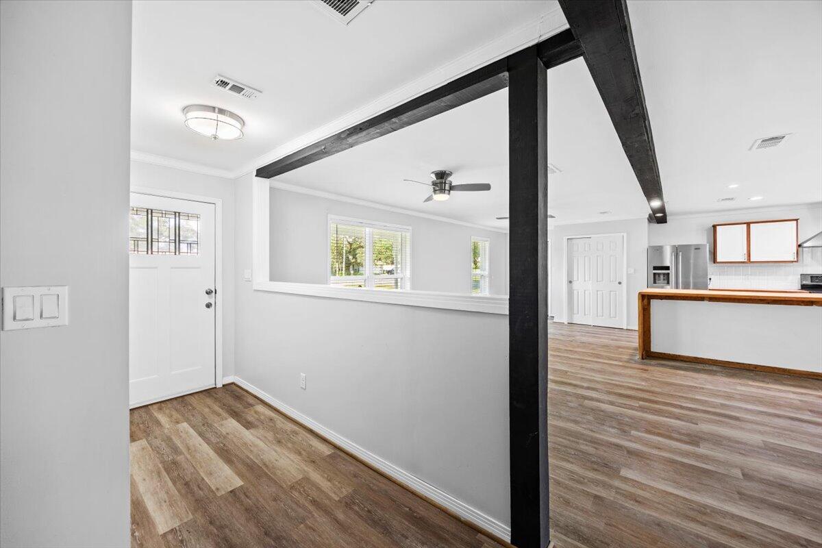 LAKE FRANCIS HOMES - Residential