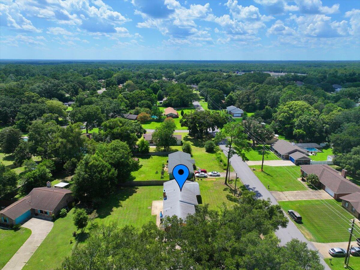 LAKE FRANCIS HOMES - Residential