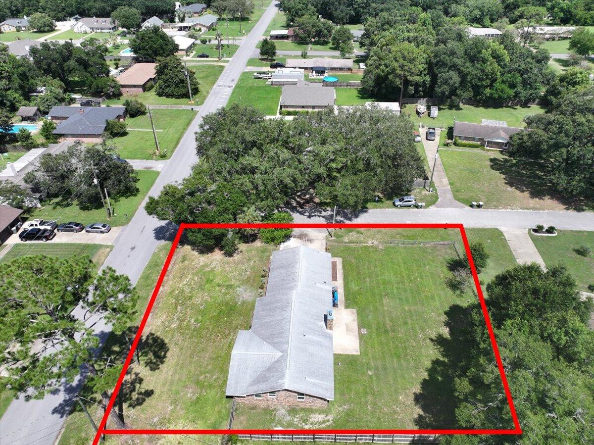 LAKE FRANCIS HOMES - Residential