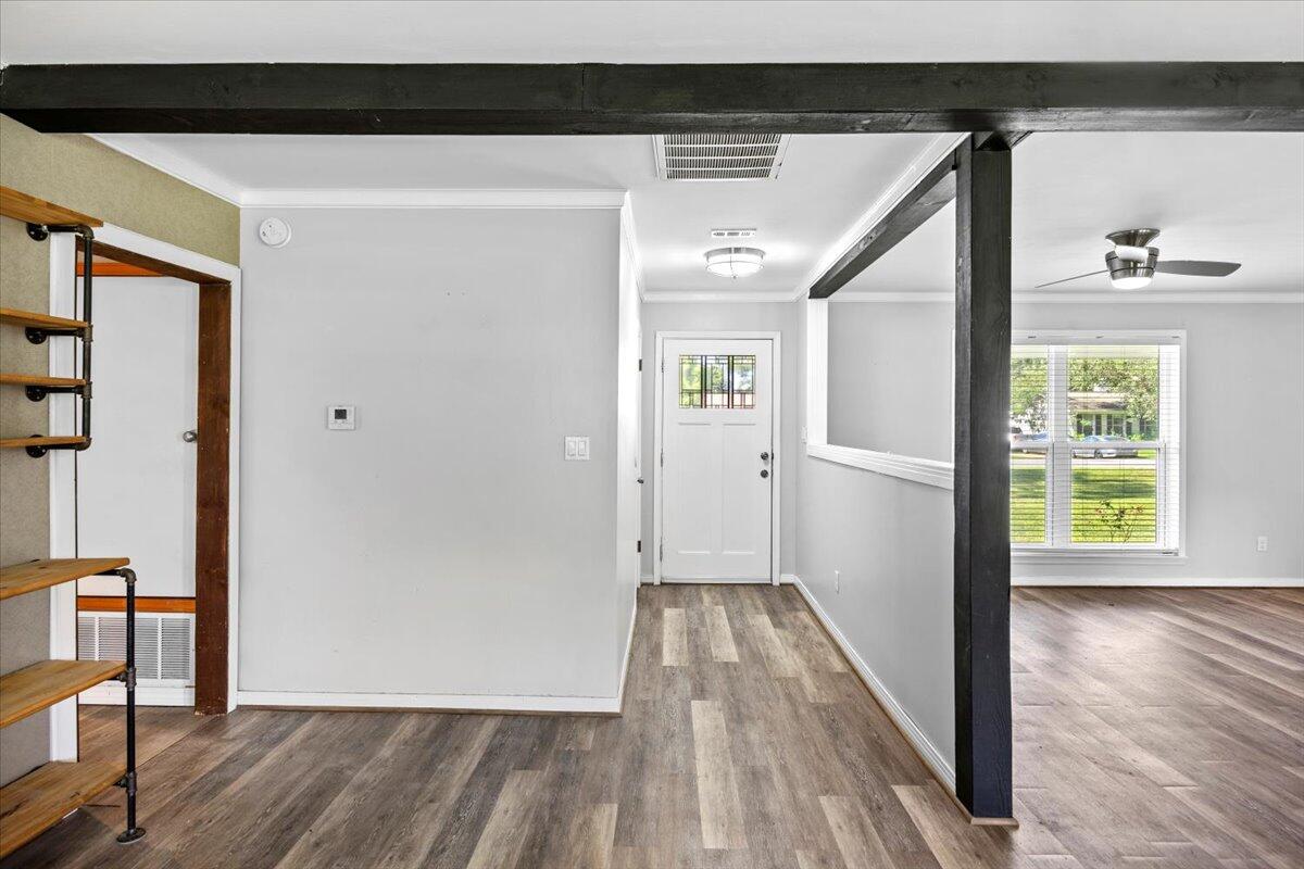 LAKE FRANCIS HOMES - Residential