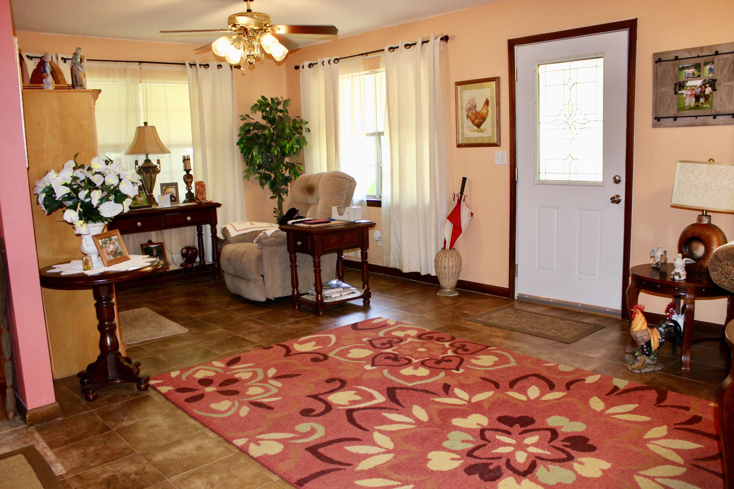 NO RECORDED SUBDIVISION - Residential