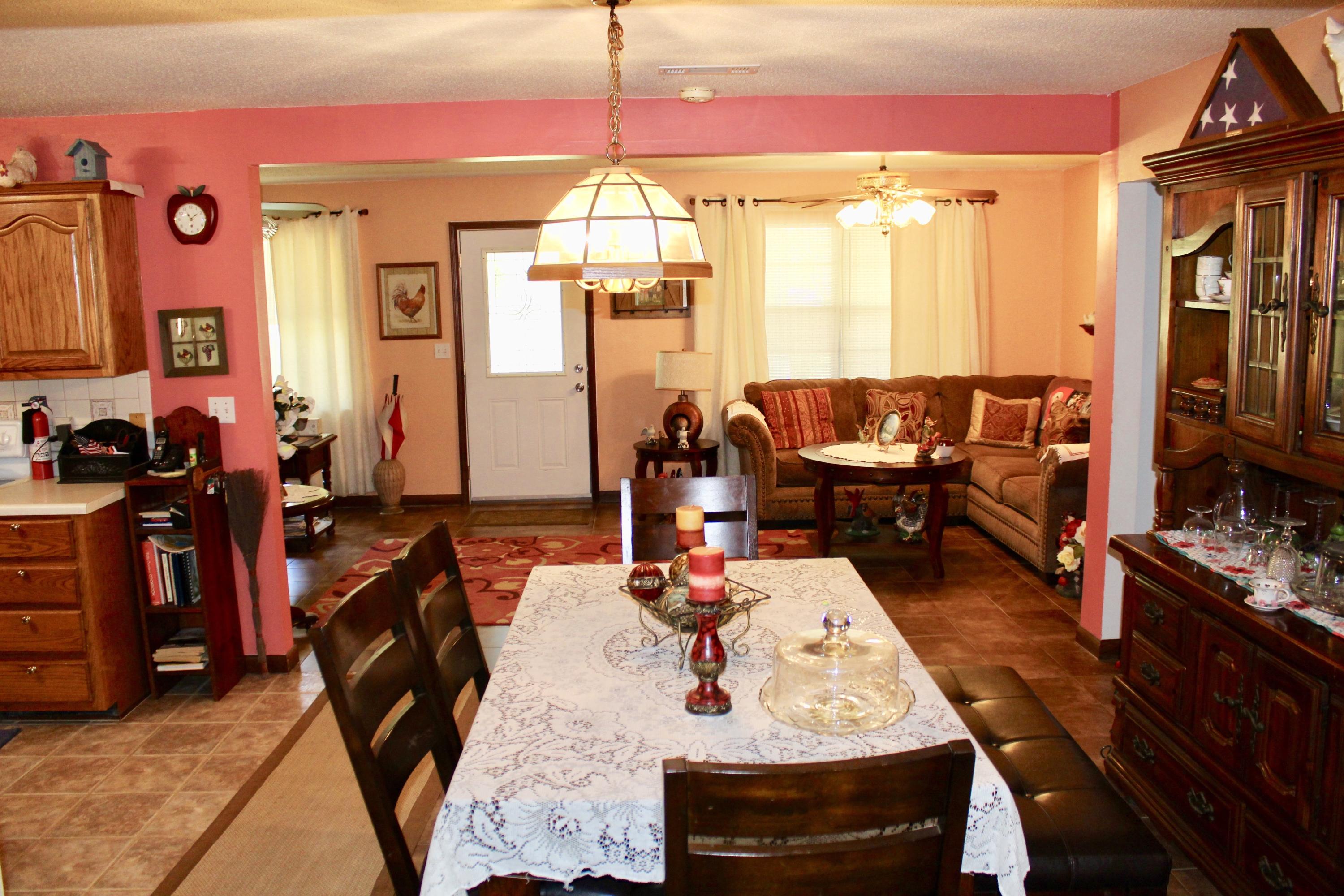 NO RECORDED SUBDIVISION - Residential