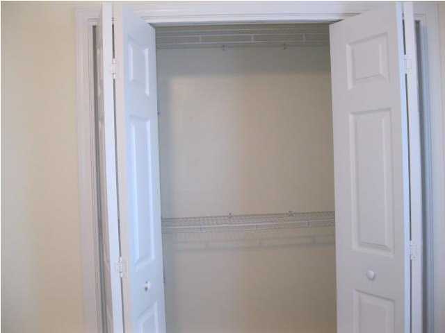 NORTHVIEW ESTATES - Residential Lease