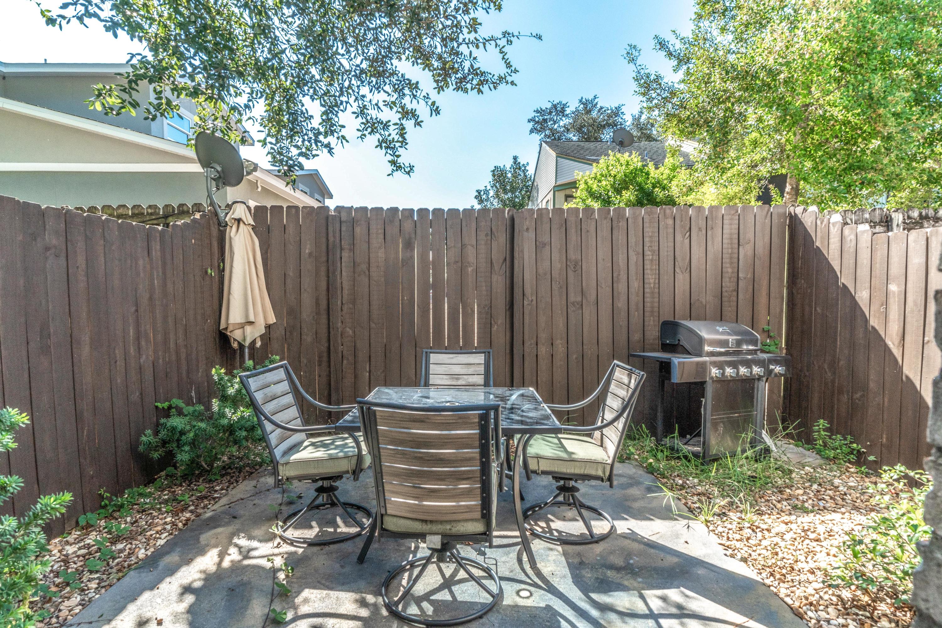 NEW WALTON VILLAGE - Residential