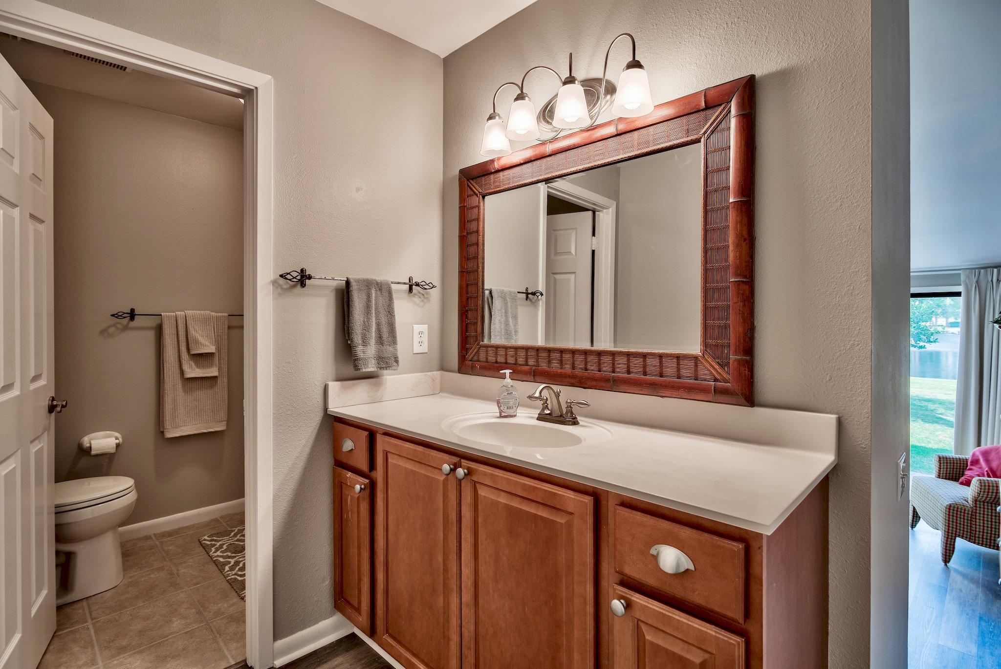 BAYOU VILLAGE CONDO PH 1 - Residential