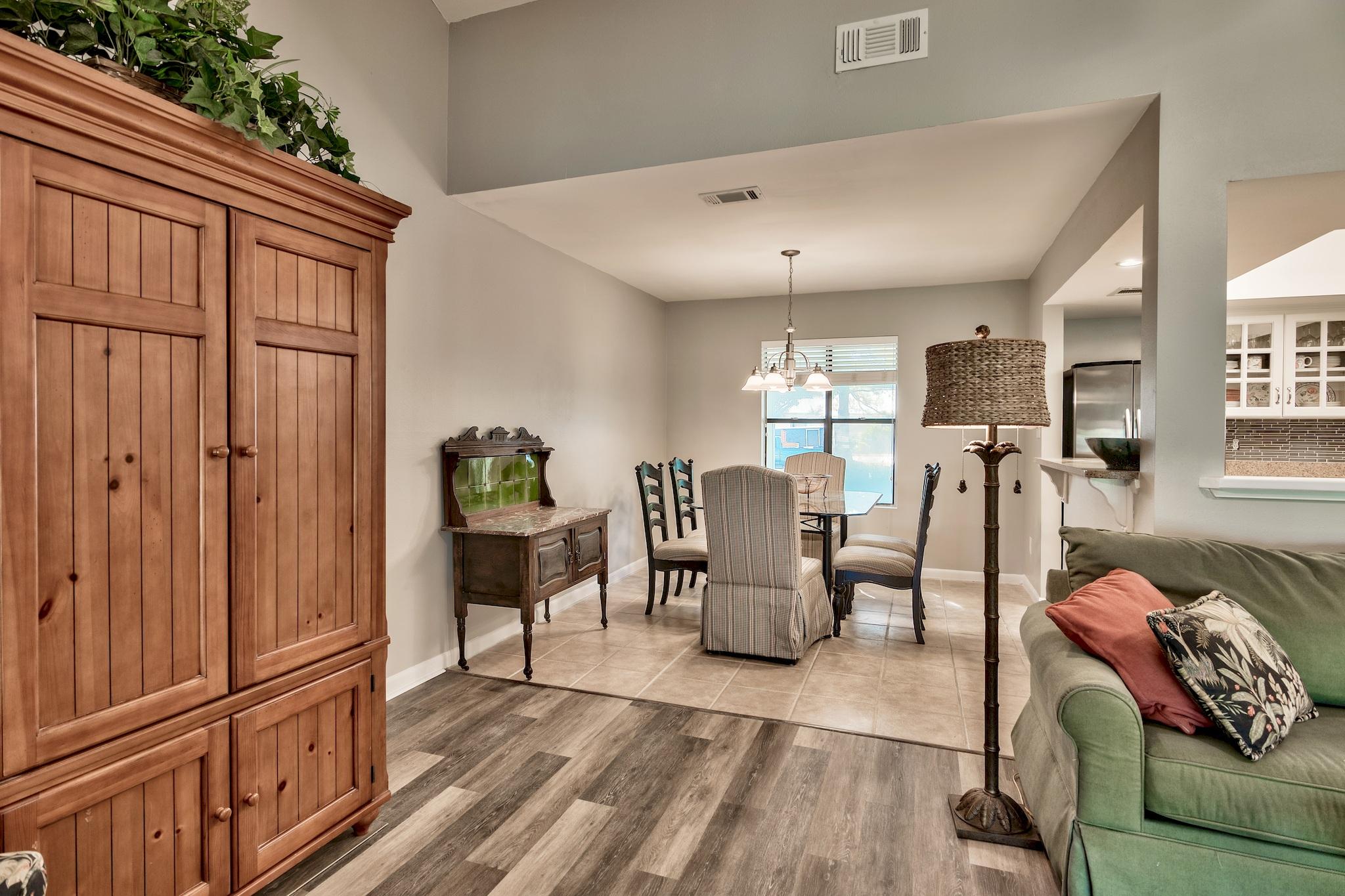 BAYOU VILLAGE CONDO PH 1 - Residential