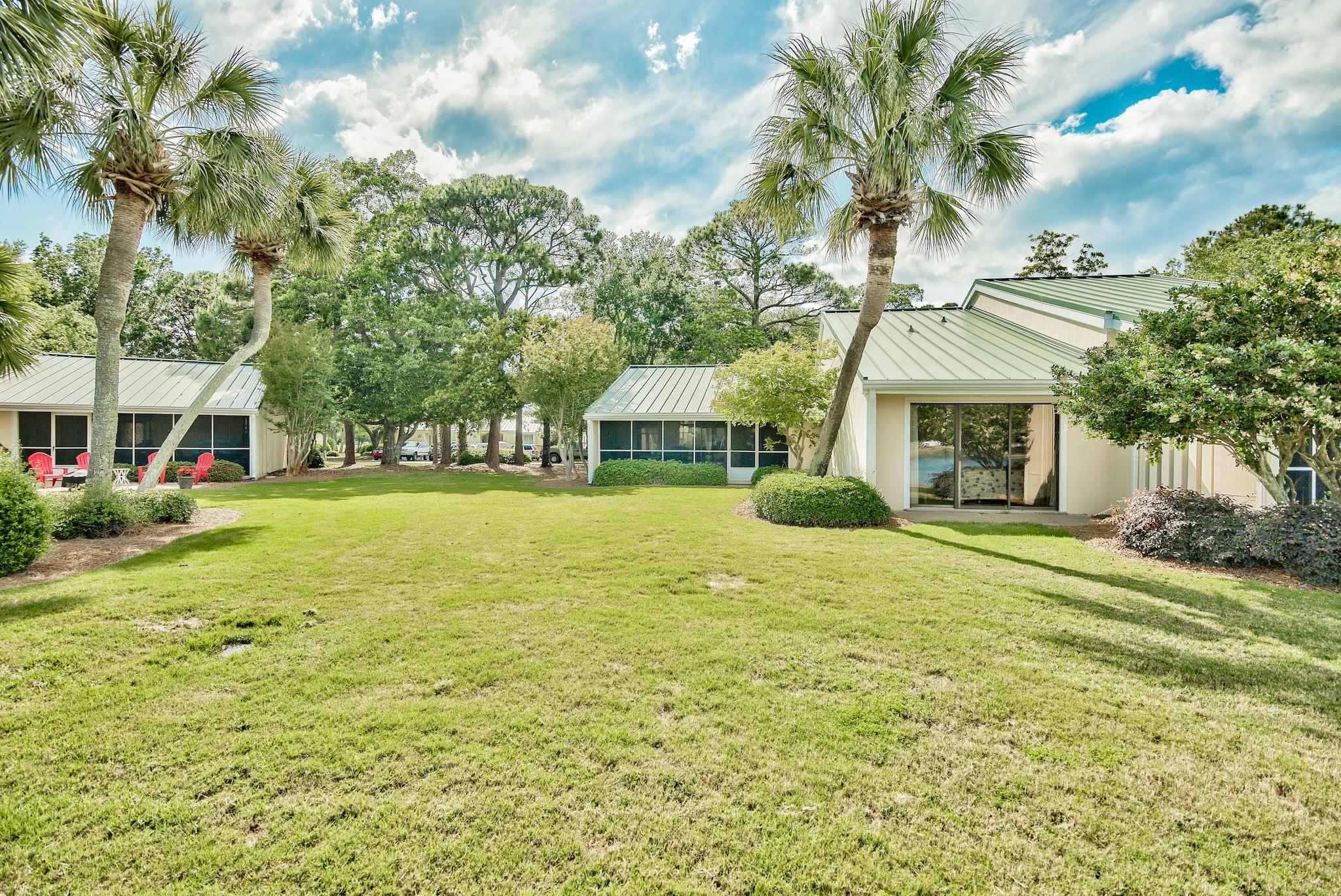 BAYOU VILLAGE CONDO PH 1 - Residential