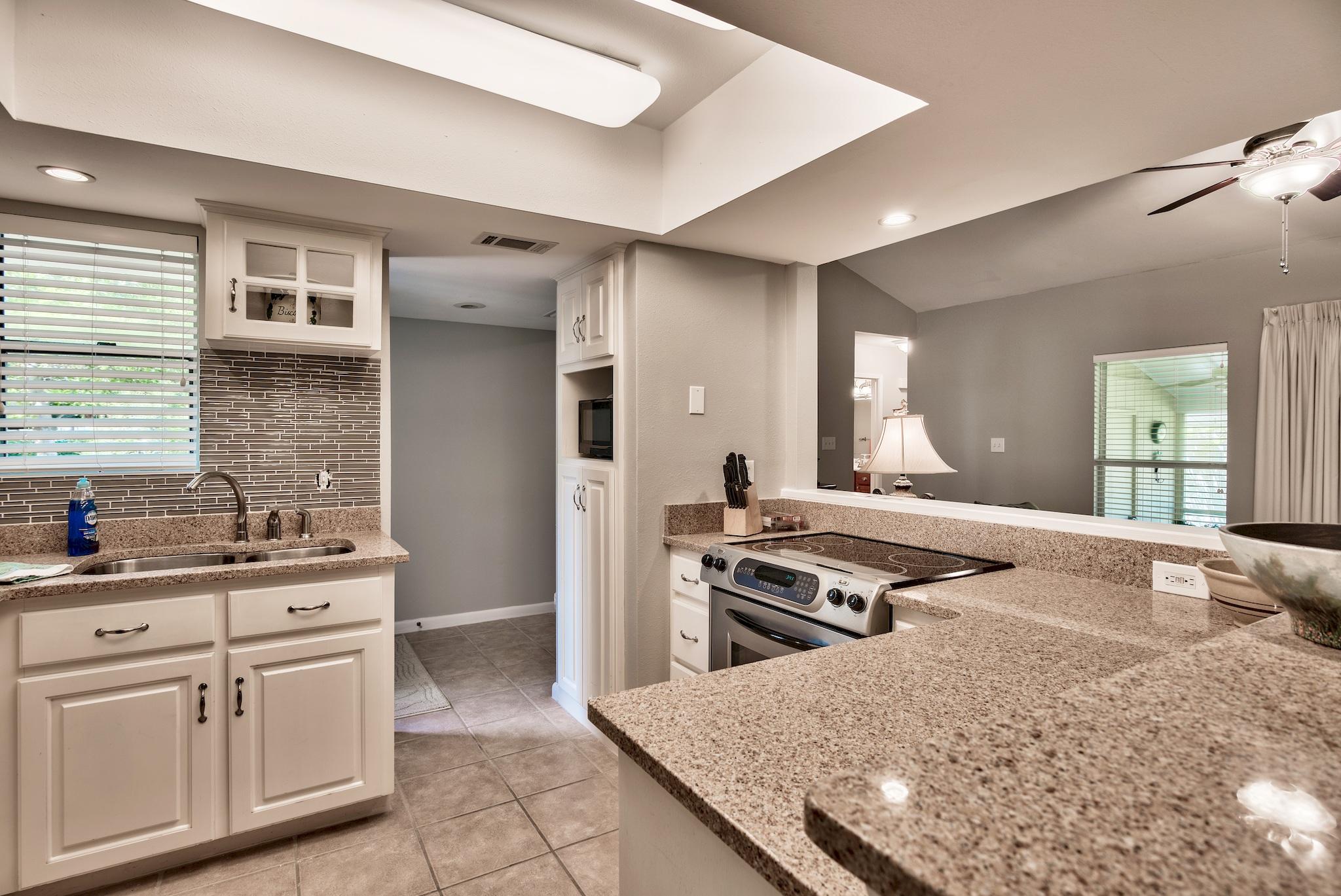 BAYOU VILLAGE CONDO PH 1 - Residential