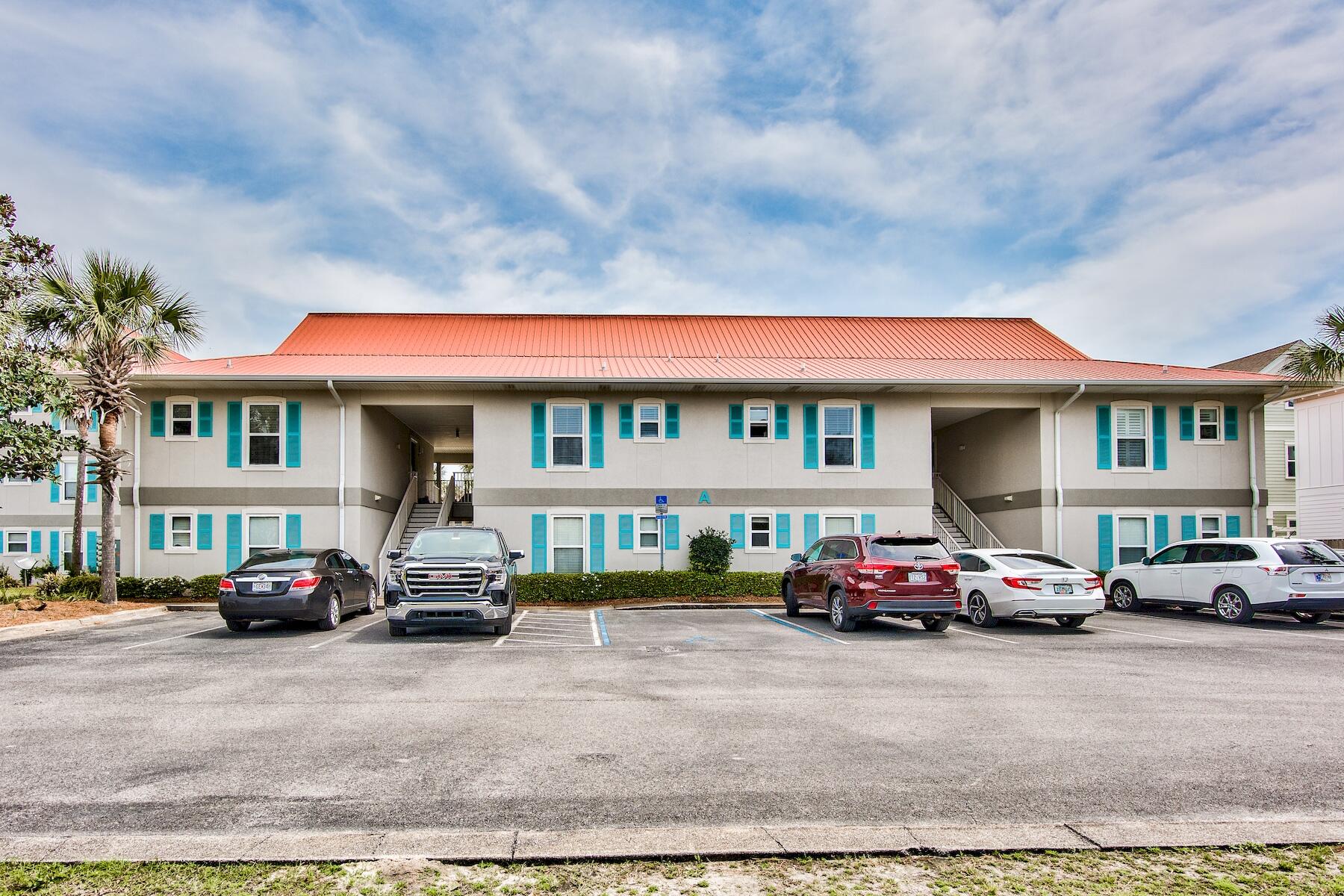 ROLLIN TIDE VILLAS - Residential