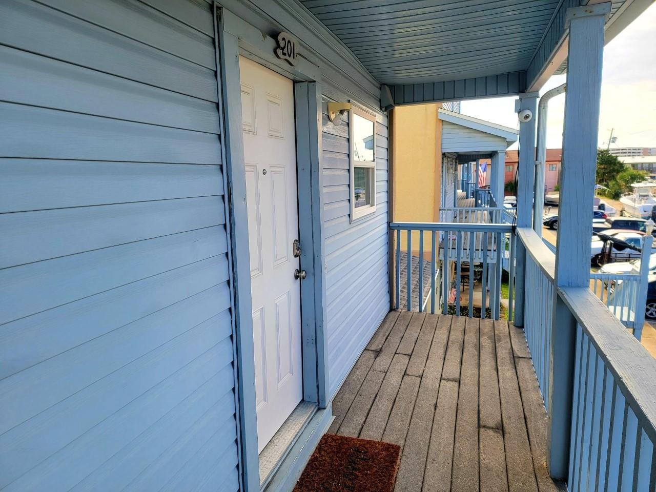 COMMODORES LANDING - Residential