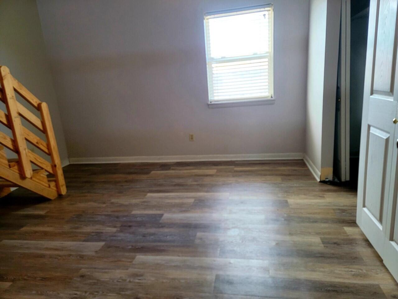 COMMODORES LANDING - Residential