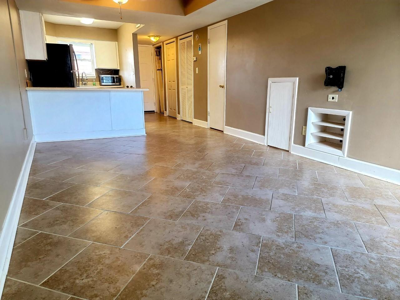 COMMODORES LANDING - Residential