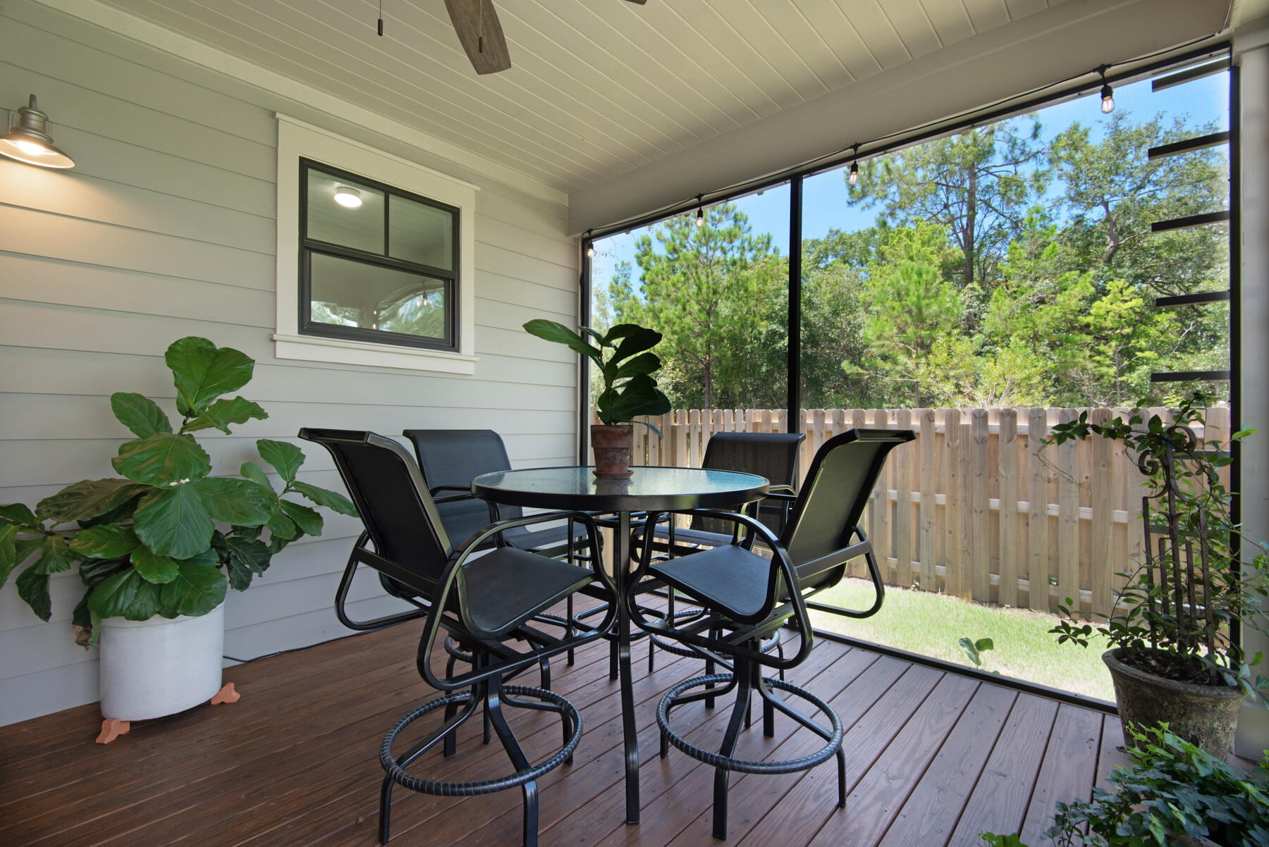 GRAYTON BAYOU - Residential