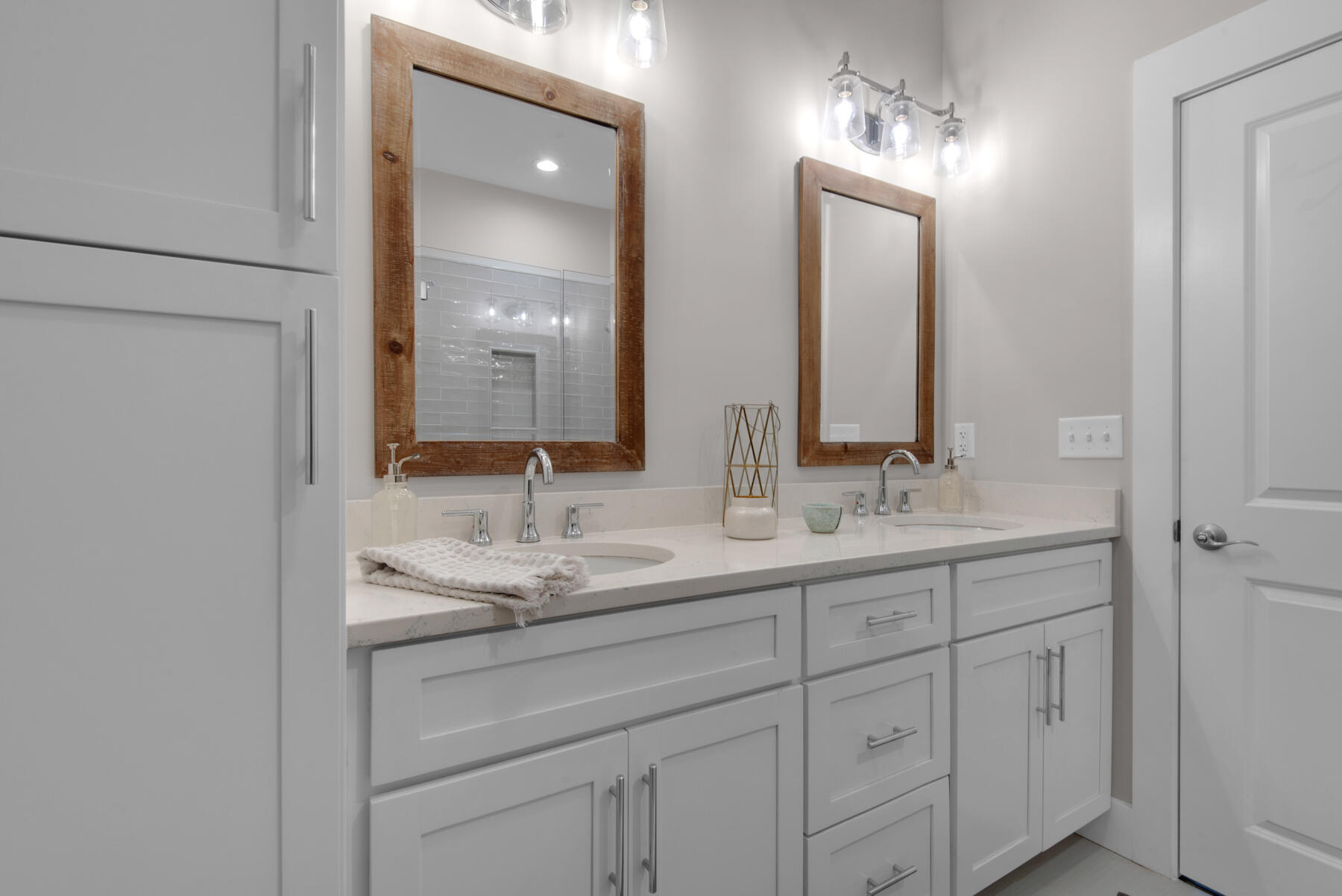 GRAYTON BAYOU - Residential