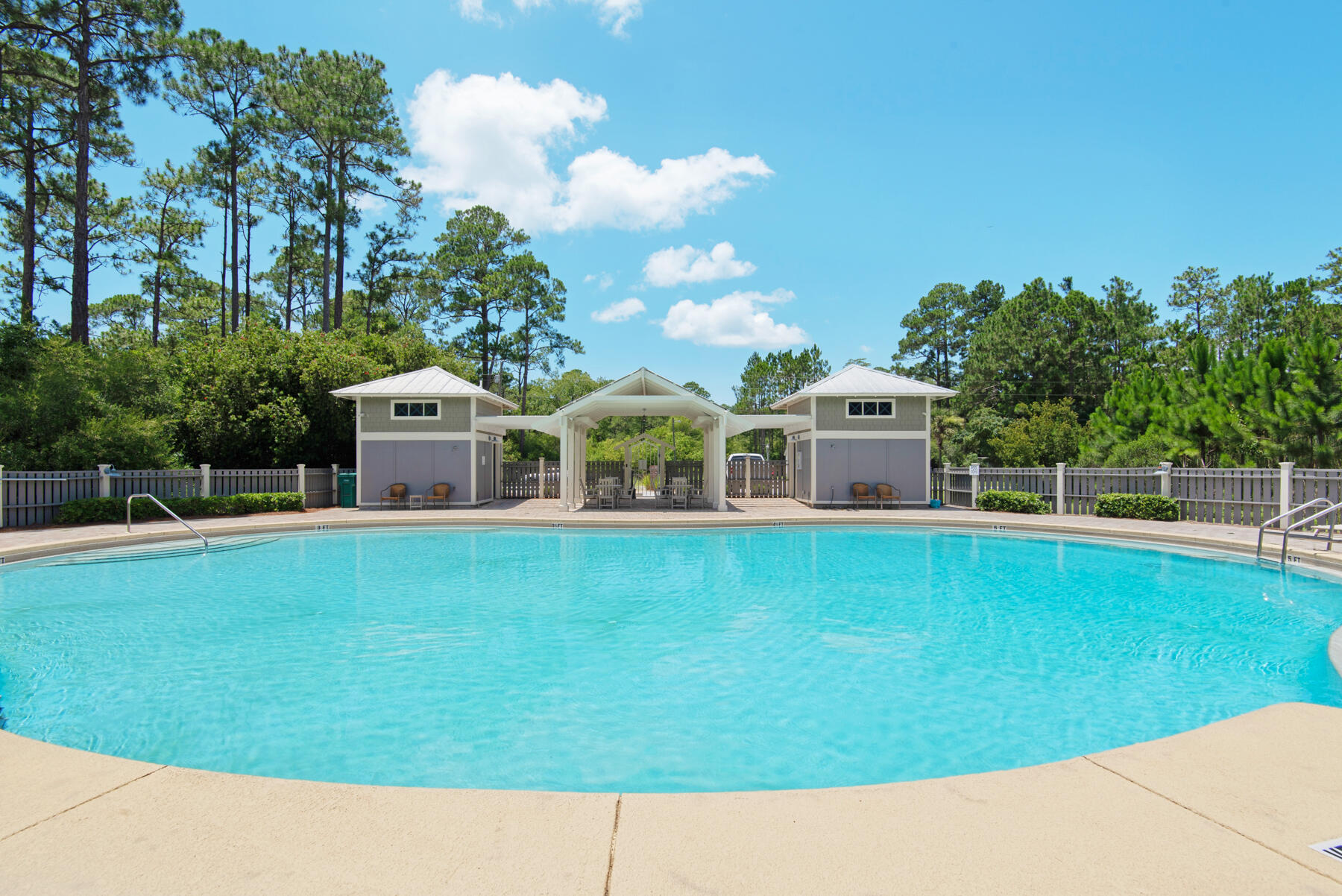 GRAYTON BAYOU - Residential