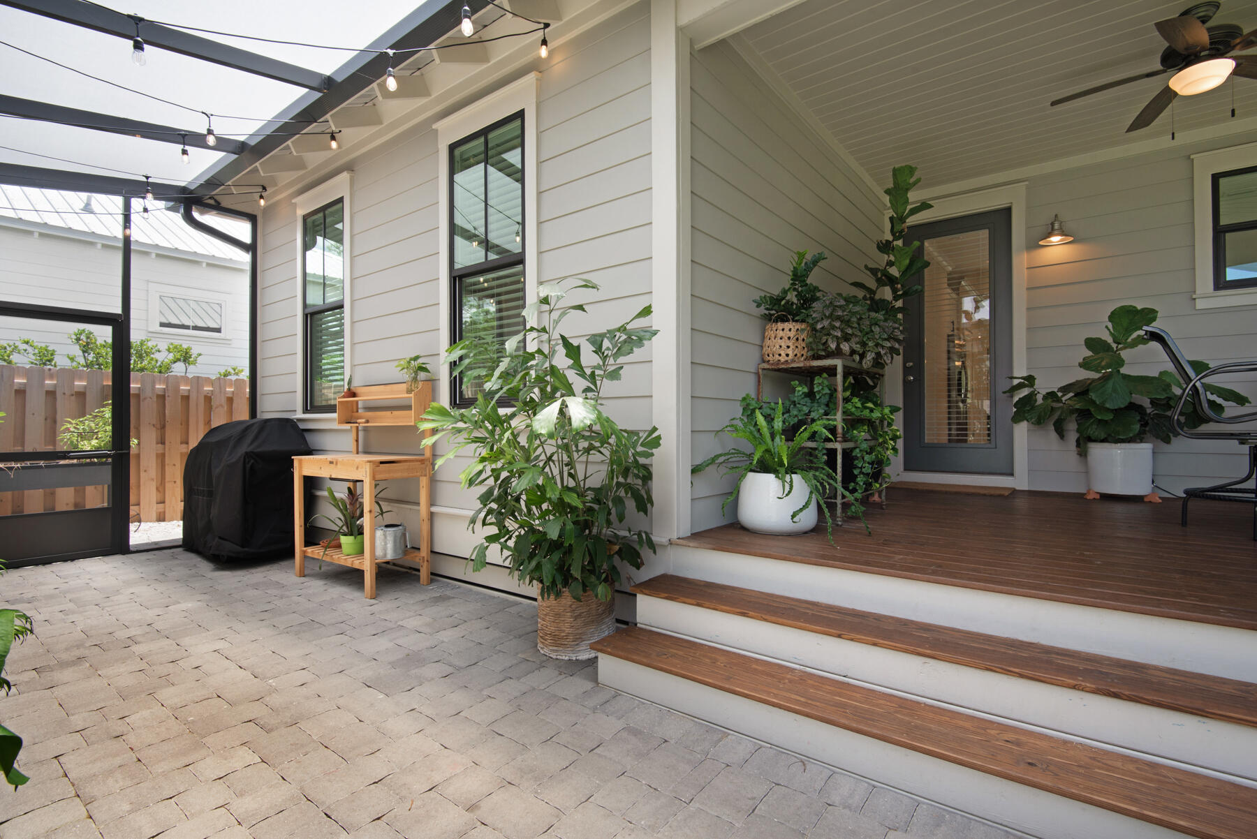 GRAYTON BAYOU - Residential