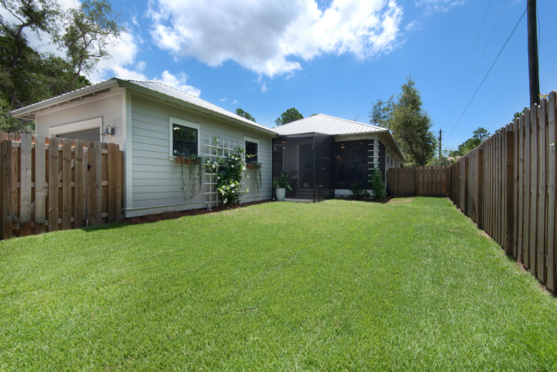 GRAYTON BAYOU - Residential