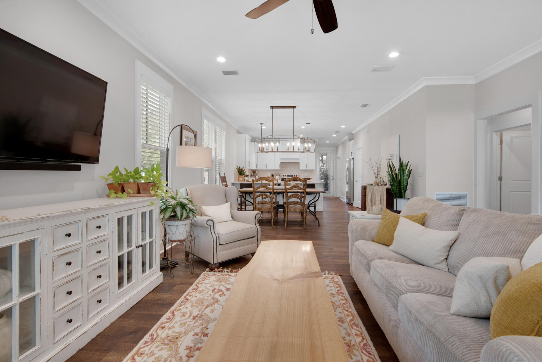 GRAYTON BAYOU - Residential