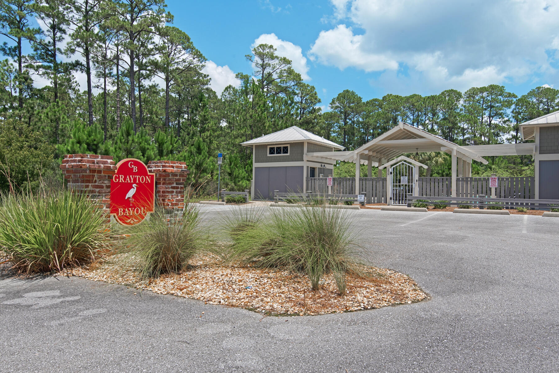 GRAYTON BAYOU - Residential