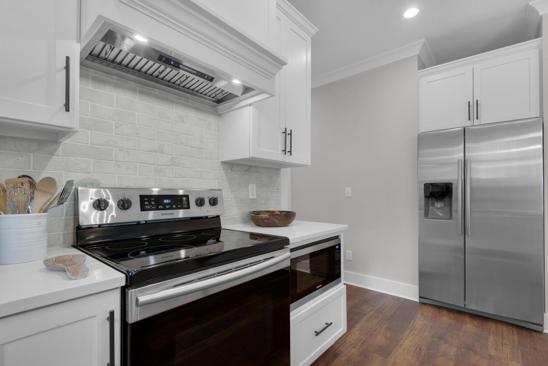 GRAYTON BAYOU - Residential