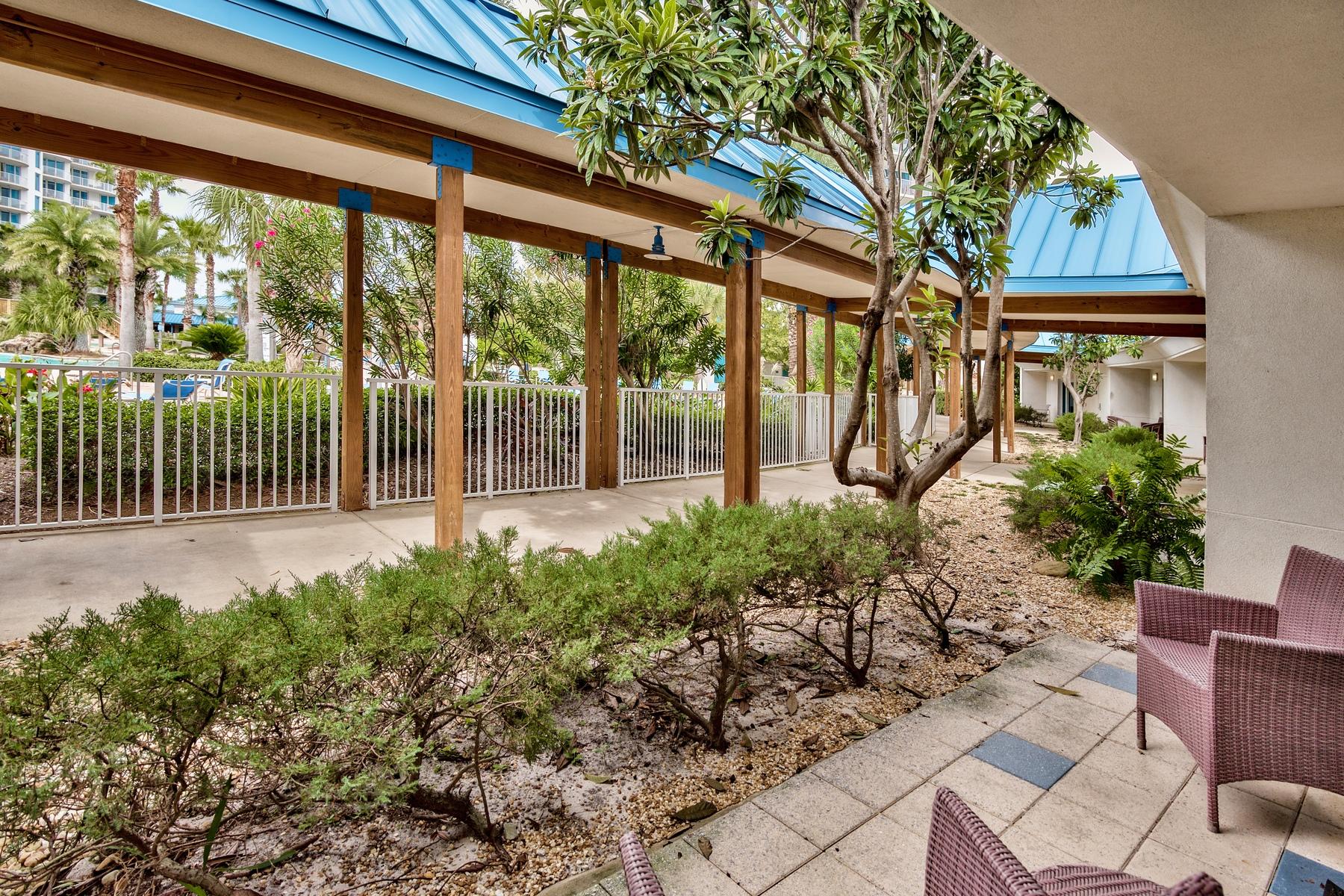 THE PALMS OF DESTIN - Residential