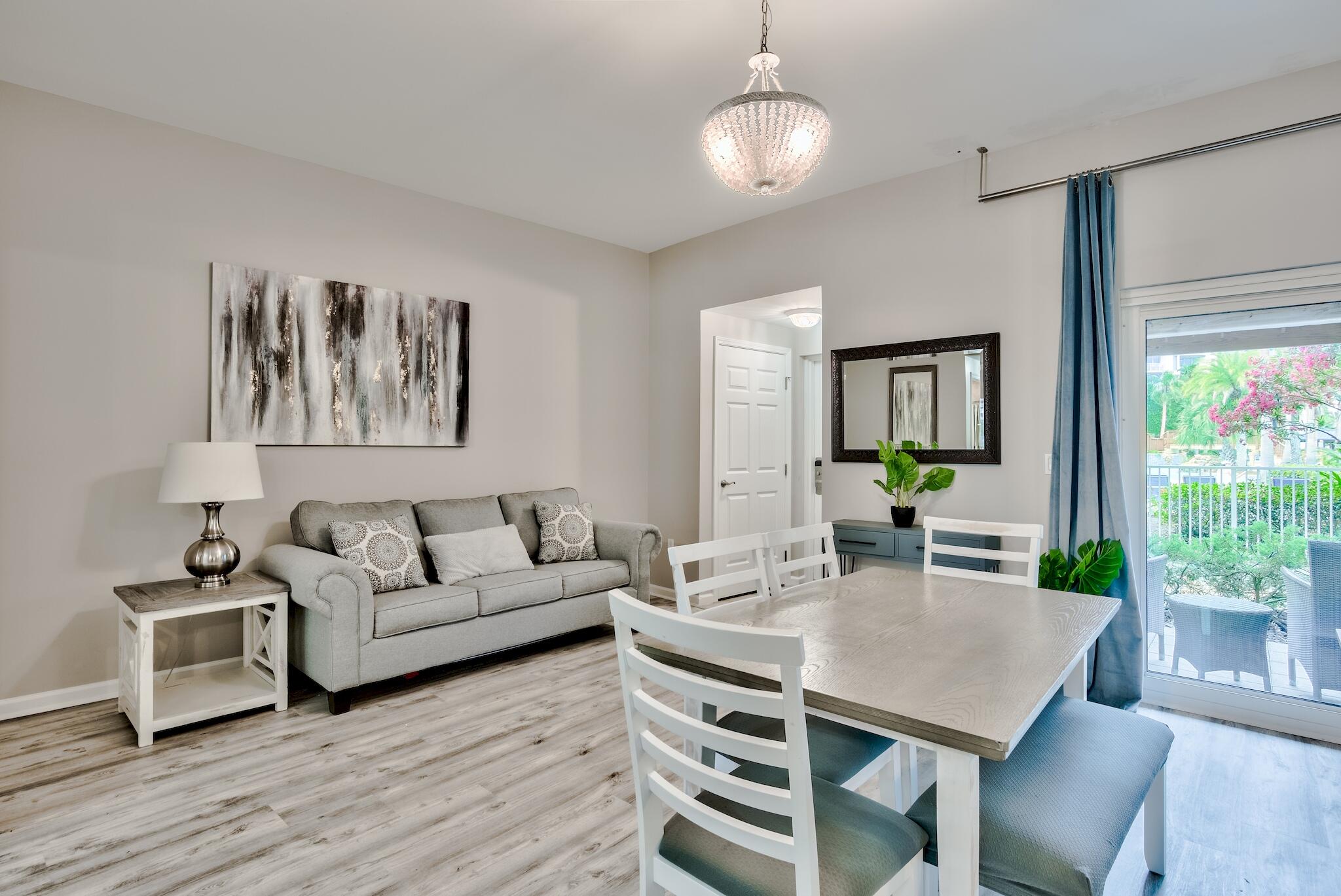 THE PALMS OF DESTIN - Residential