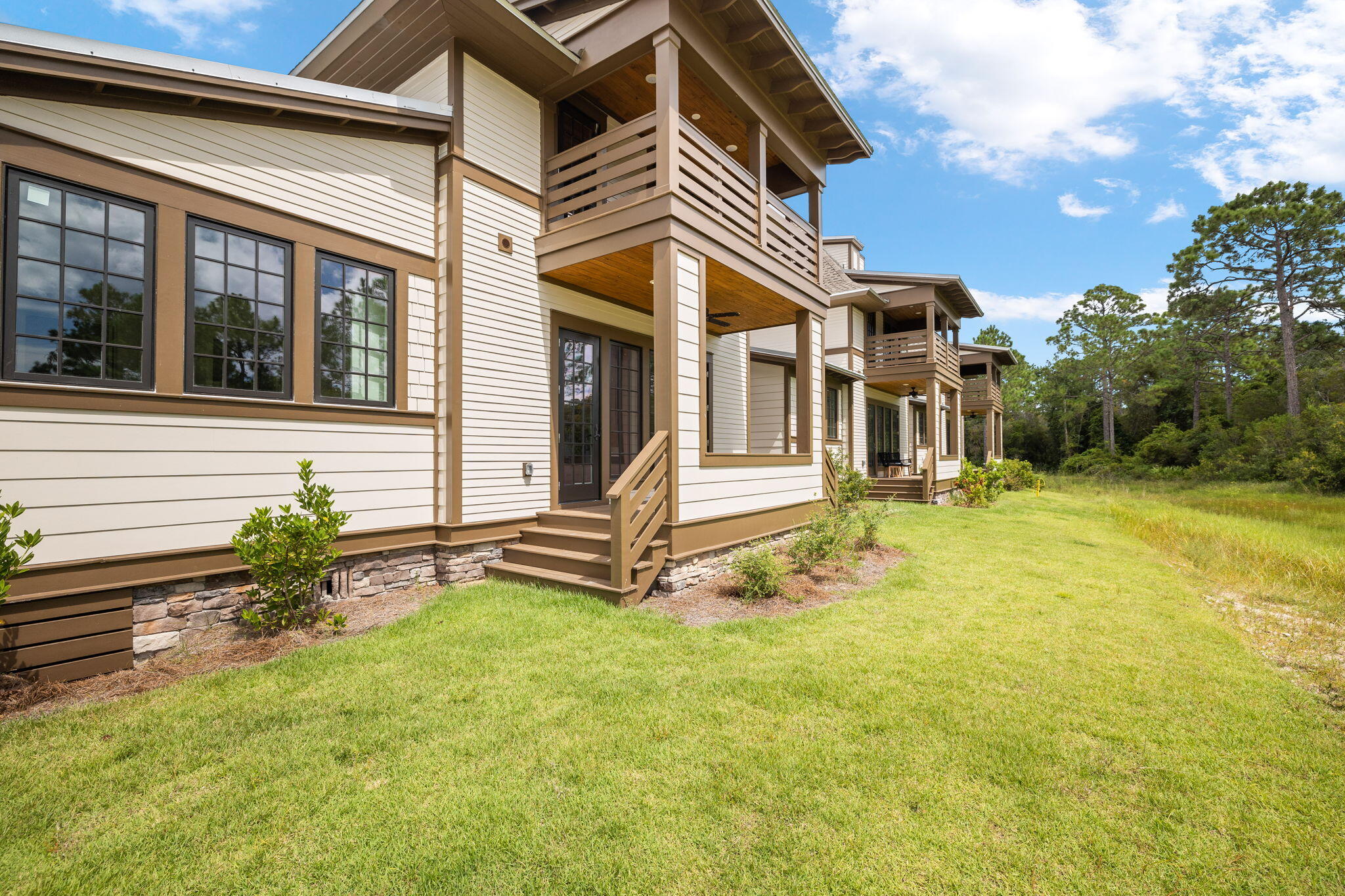 WILD HERON - Residential