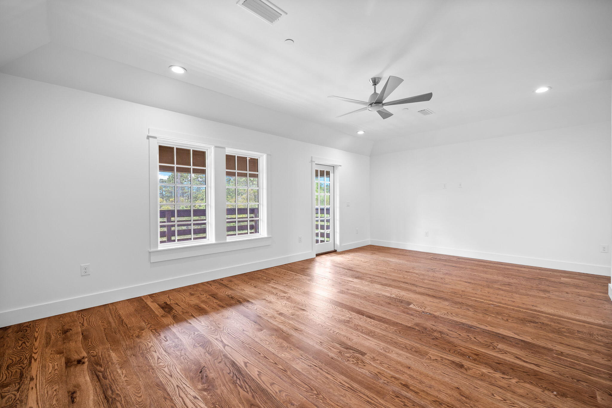 WILD HERON - Residential