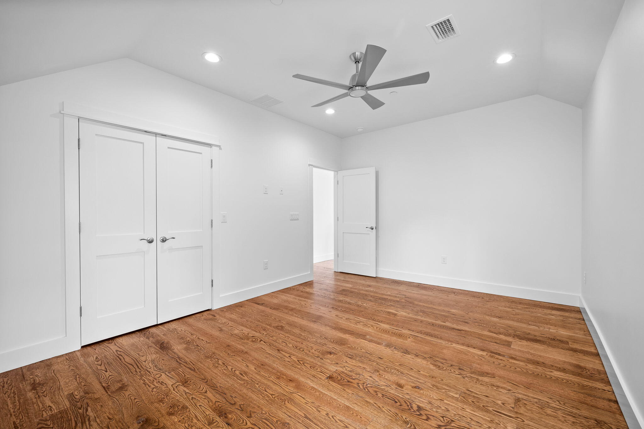 WILD HERON - Residential