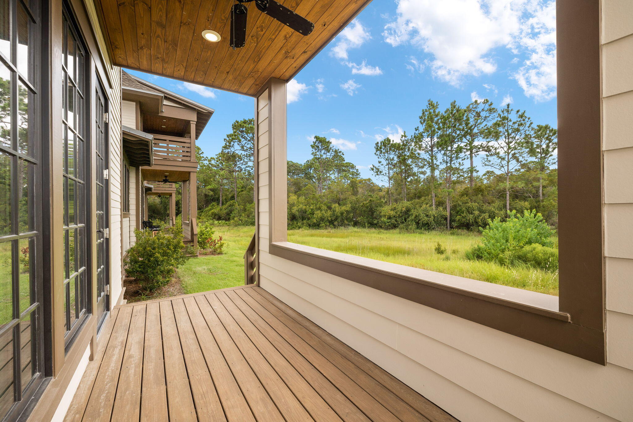 WILD HERON - Residential