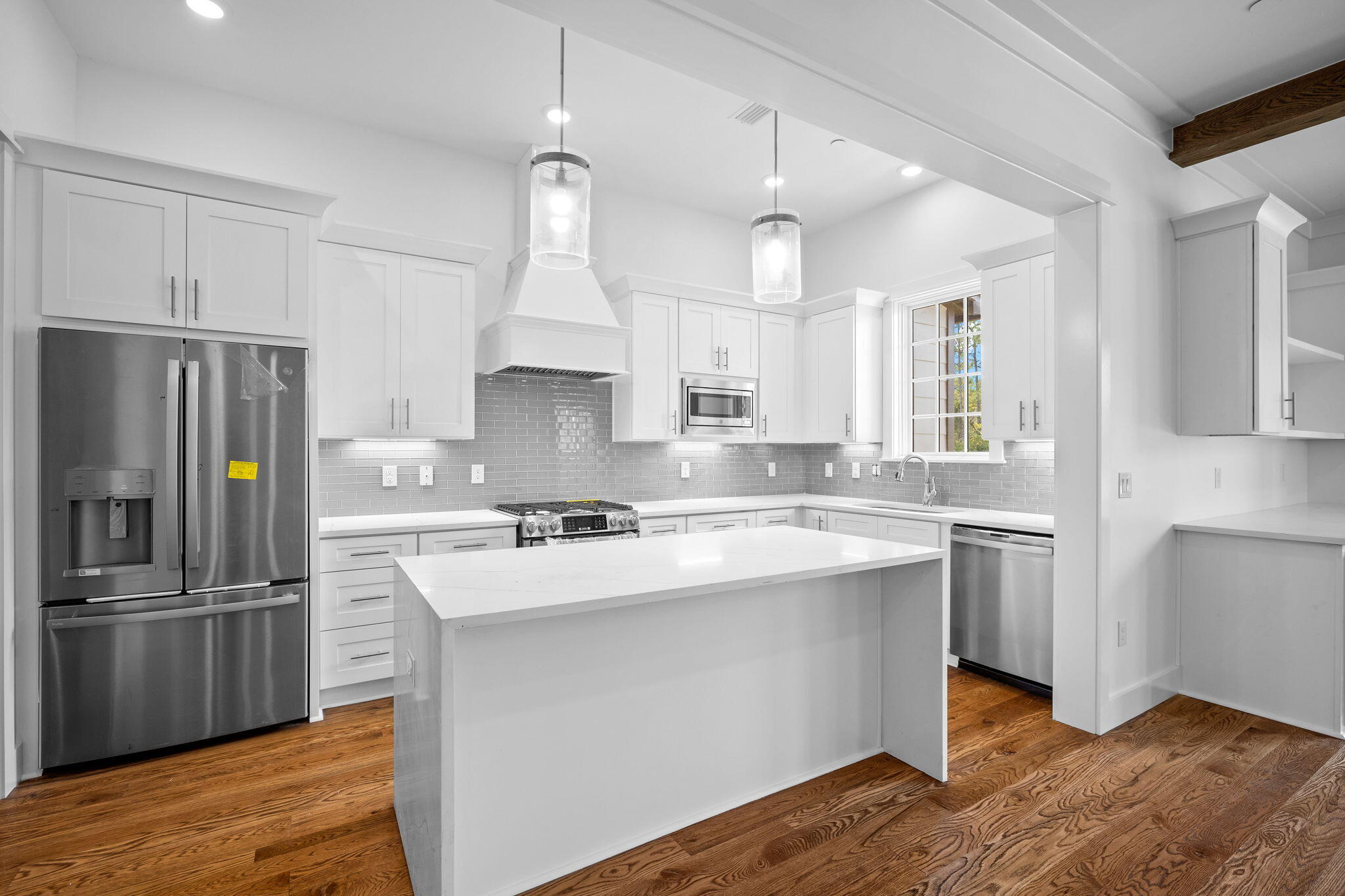 WILD HERON - Residential