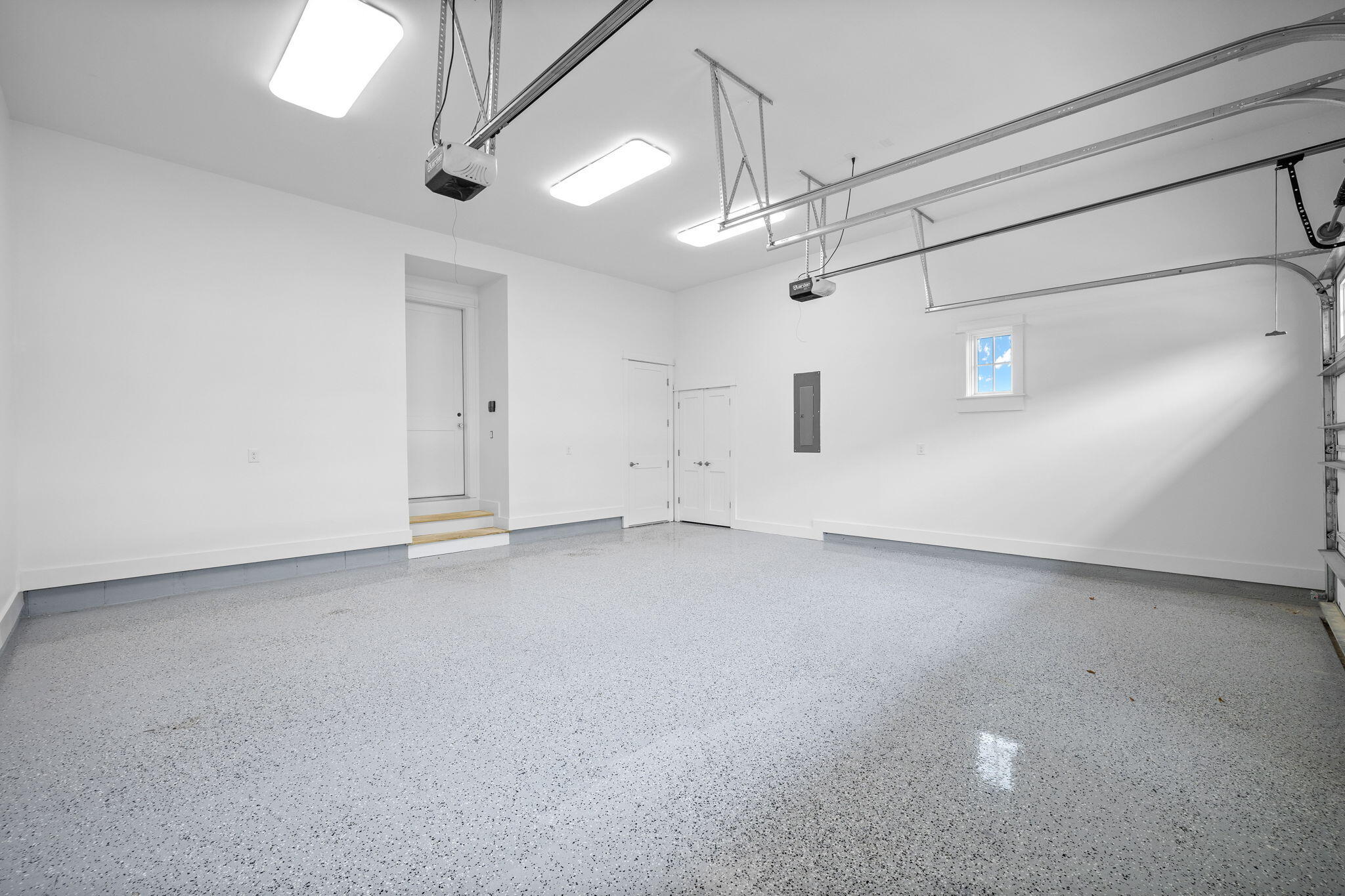 WILD HERON - Residential