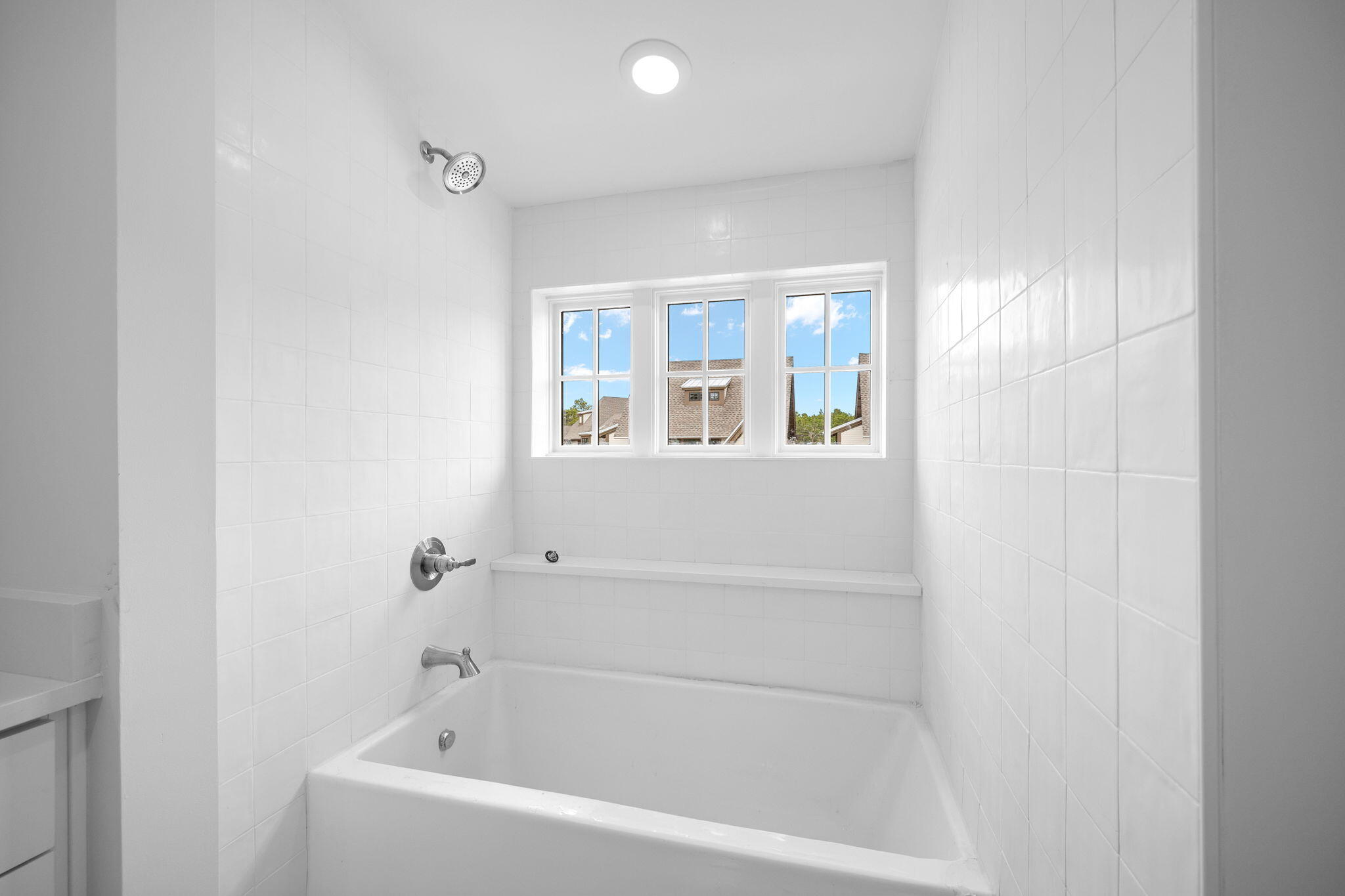 WILD HERON - Residential